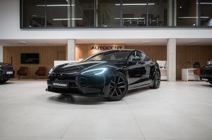 Tesla Model S, Free Unlimited Supercharging