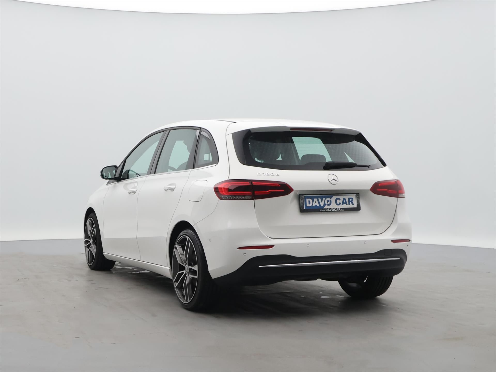 Mercedes-Benz Třídy B, 1,5 180d 85kW Led Navi - fotka 5