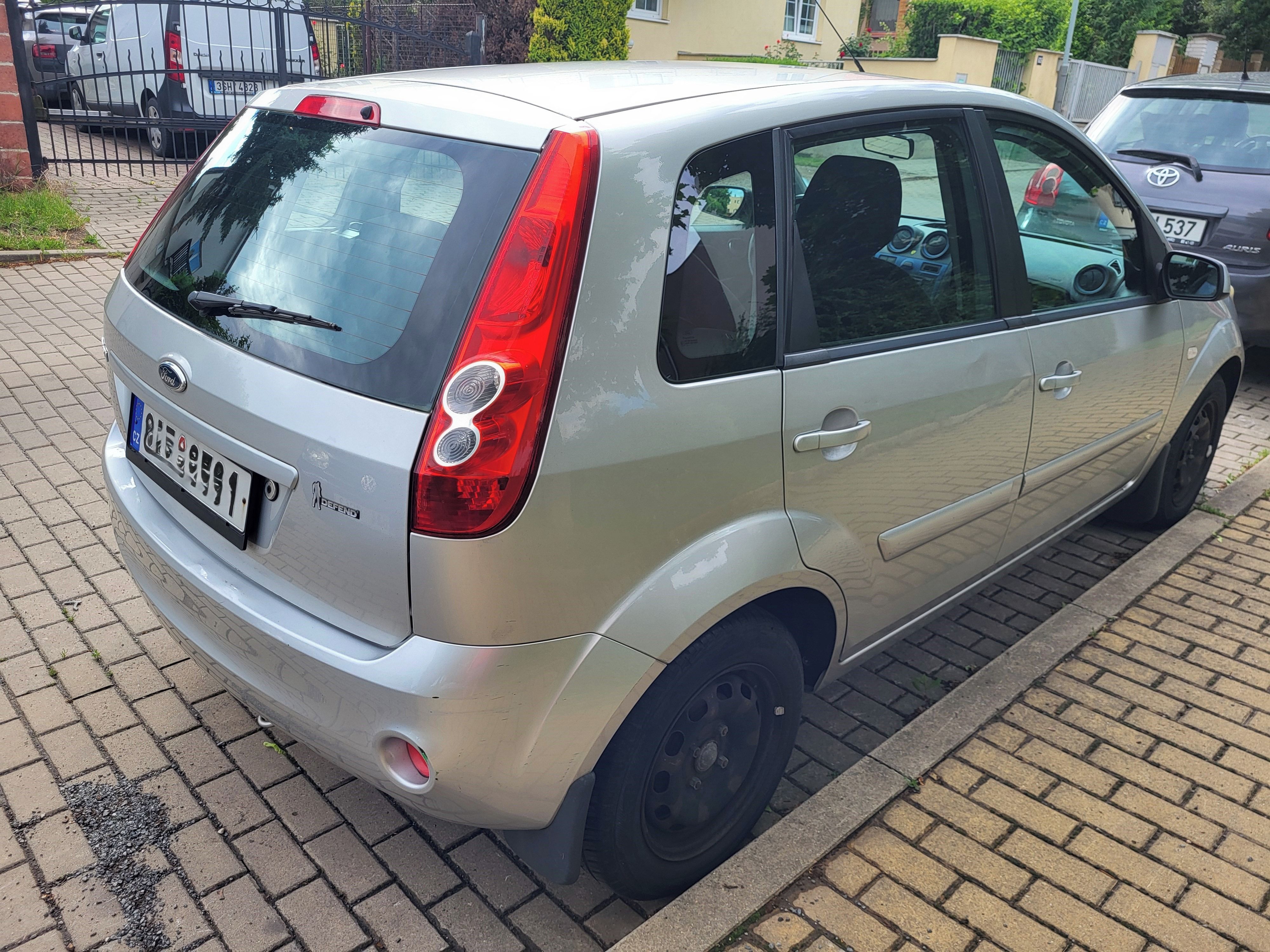Ford Fiesta, 1.3 51kW, 1.majitel, STK 5/28 - fotka 4