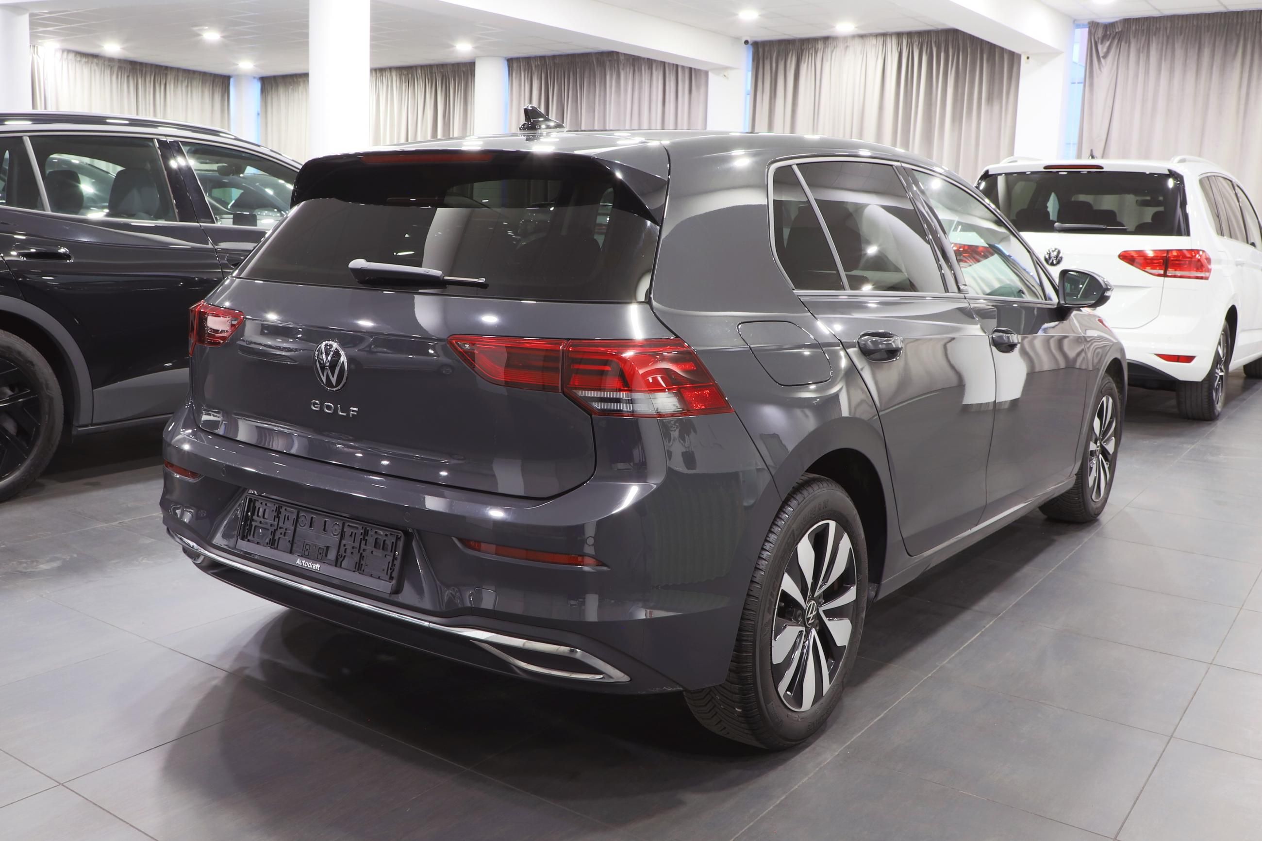 Volkswagen Golf, 2 roky záruka ZDARMA - fotka 3