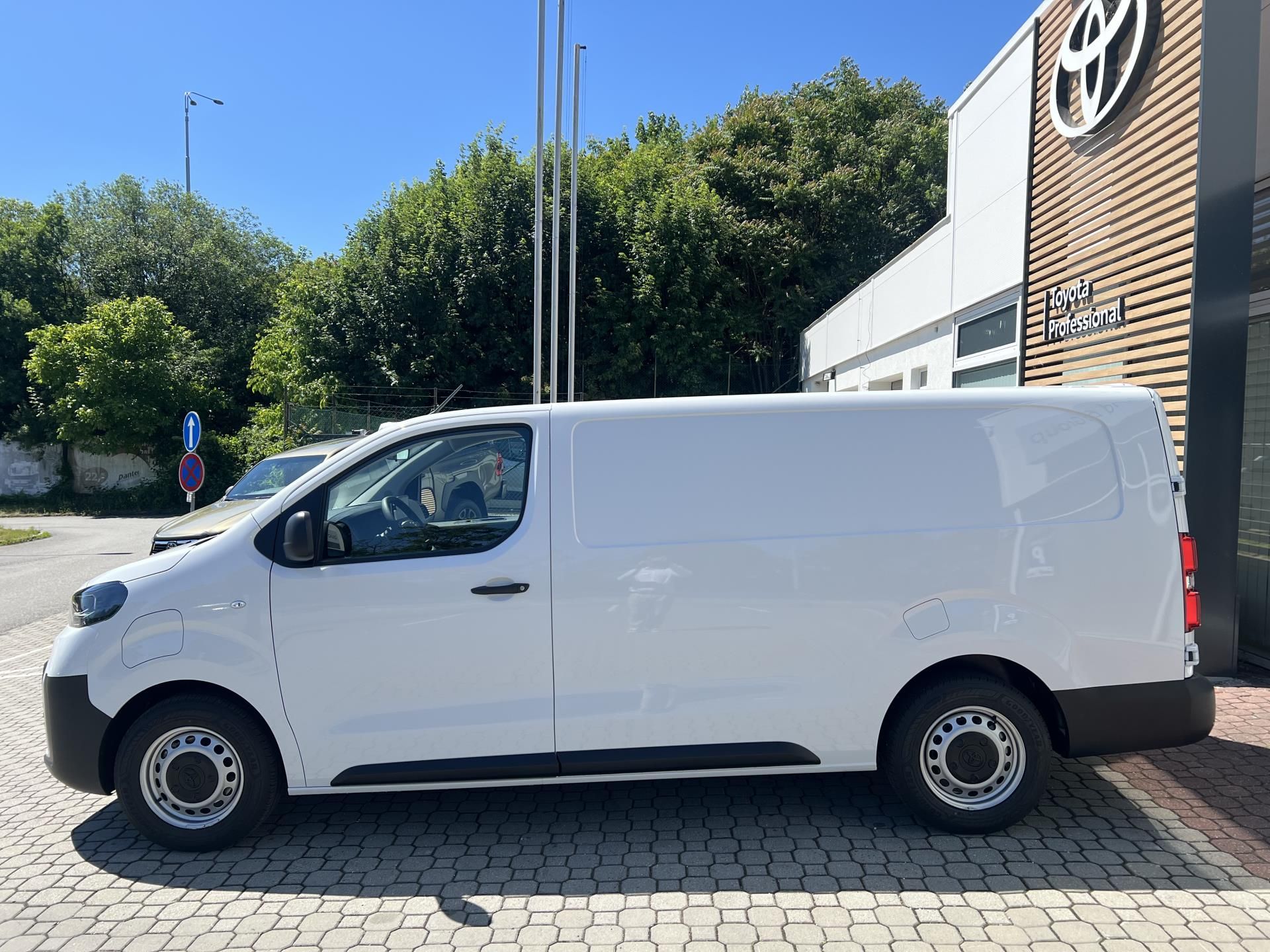 Toyota Proace, Full Electric 75kWh Active - fotka 3