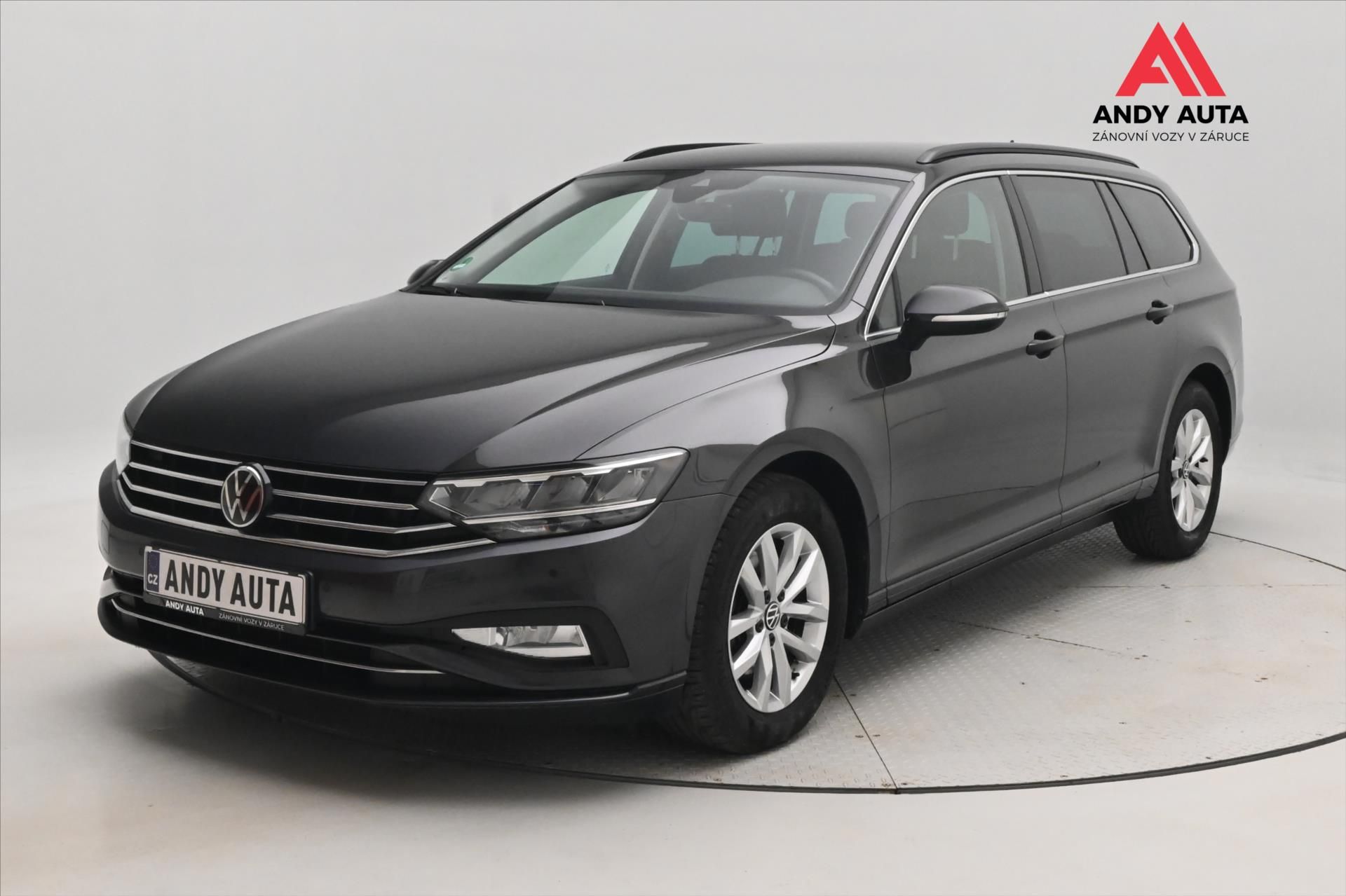 Volkswagen Passat, 2,0 TDI 110kW DSG Business Zár