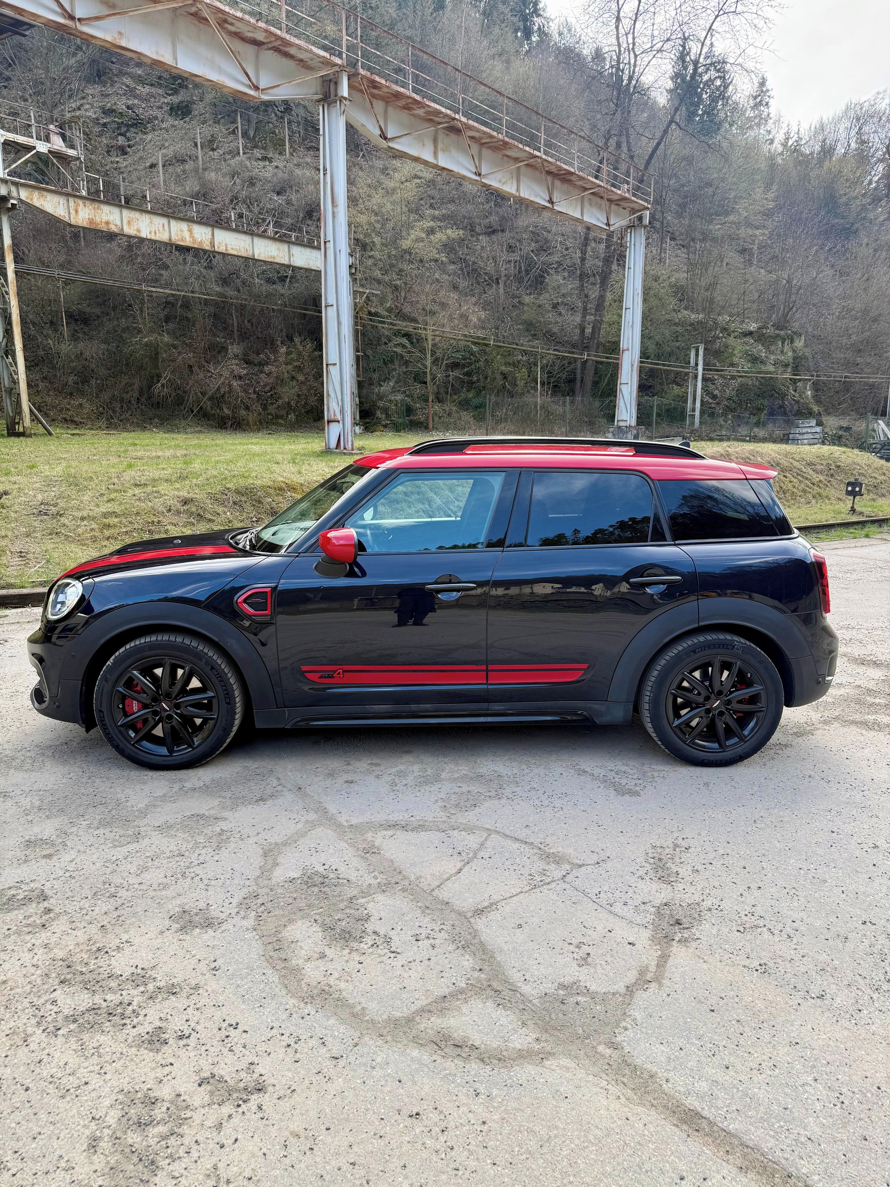 Mini Countryman, Mini Countryman JCW F60, 225kw - fotka 3