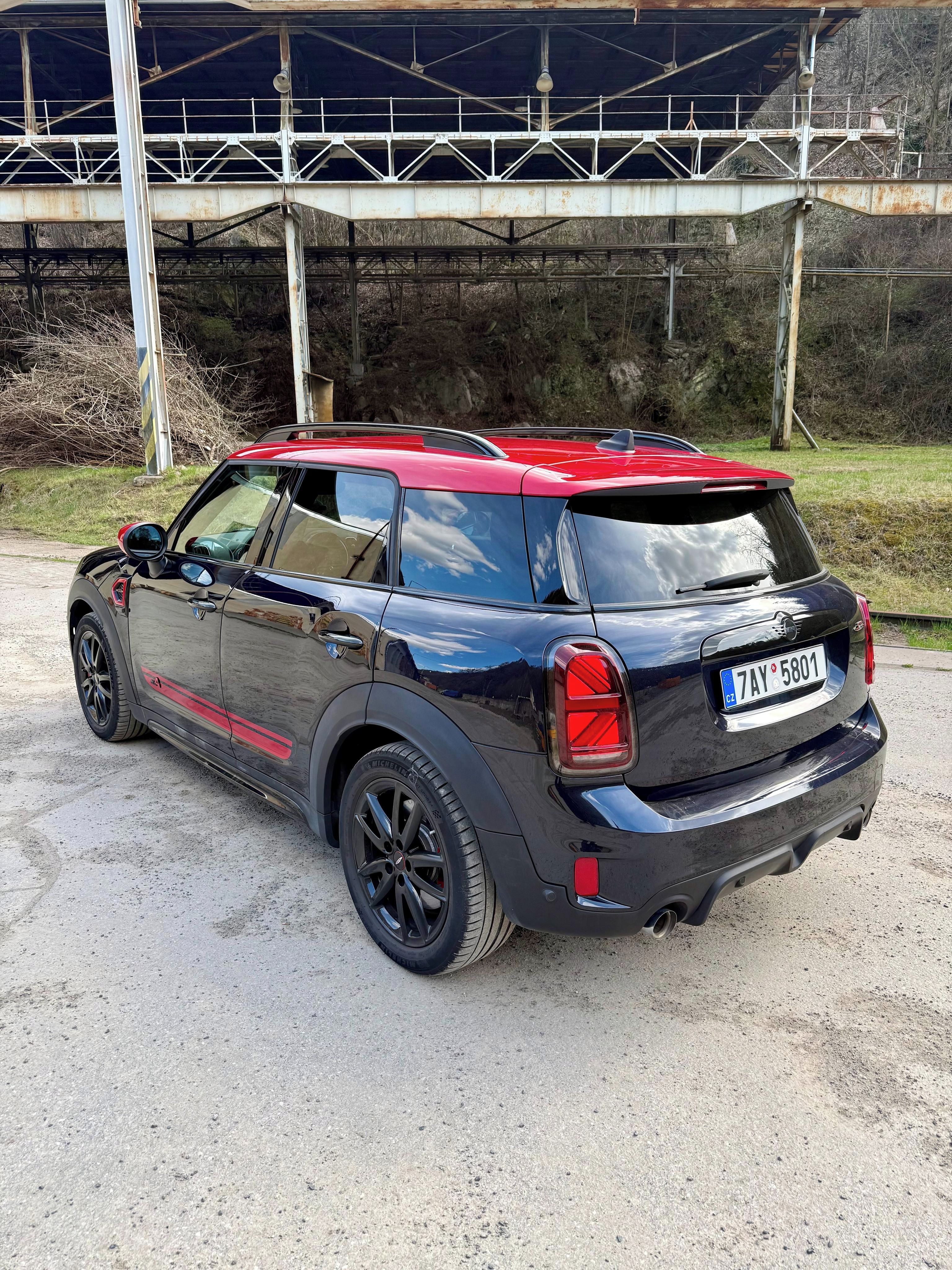 Mini Countryman, Mini Countryman JCW F60, 225kw - fotka 5