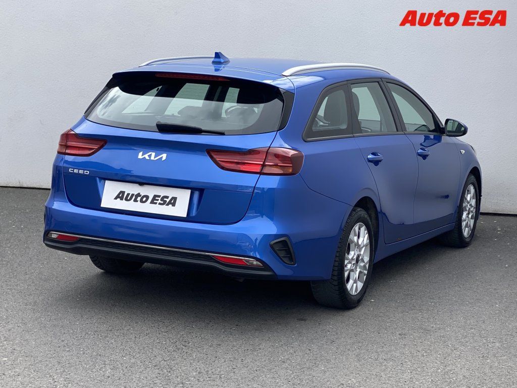 Kia Cee´d, 1.5 T-GDi,Spin,AT,kamera - fotka 4
