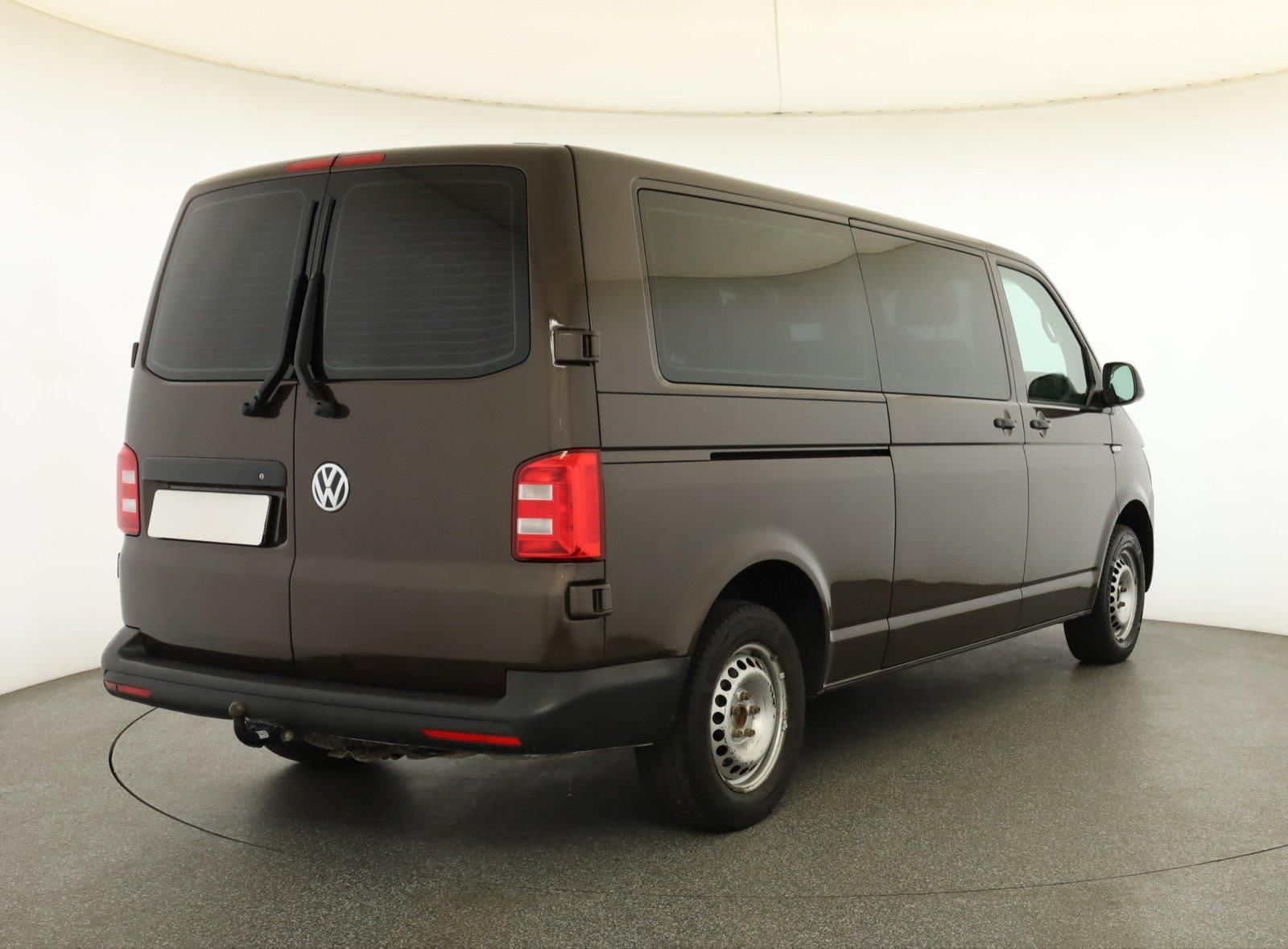 Volkswagen Transporter, 2.0 TDI, Kombi, 9 míst, LR - fotka 5