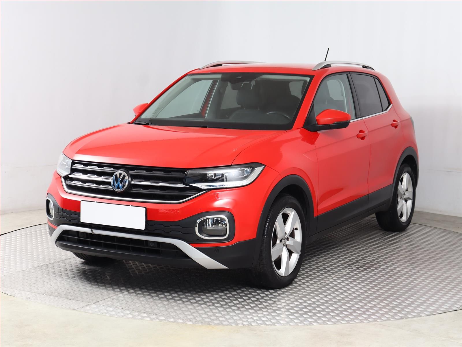 Volkswagen T-Cross, 1.0 TSI, Automat, ČR,1.maj - fotka 2
