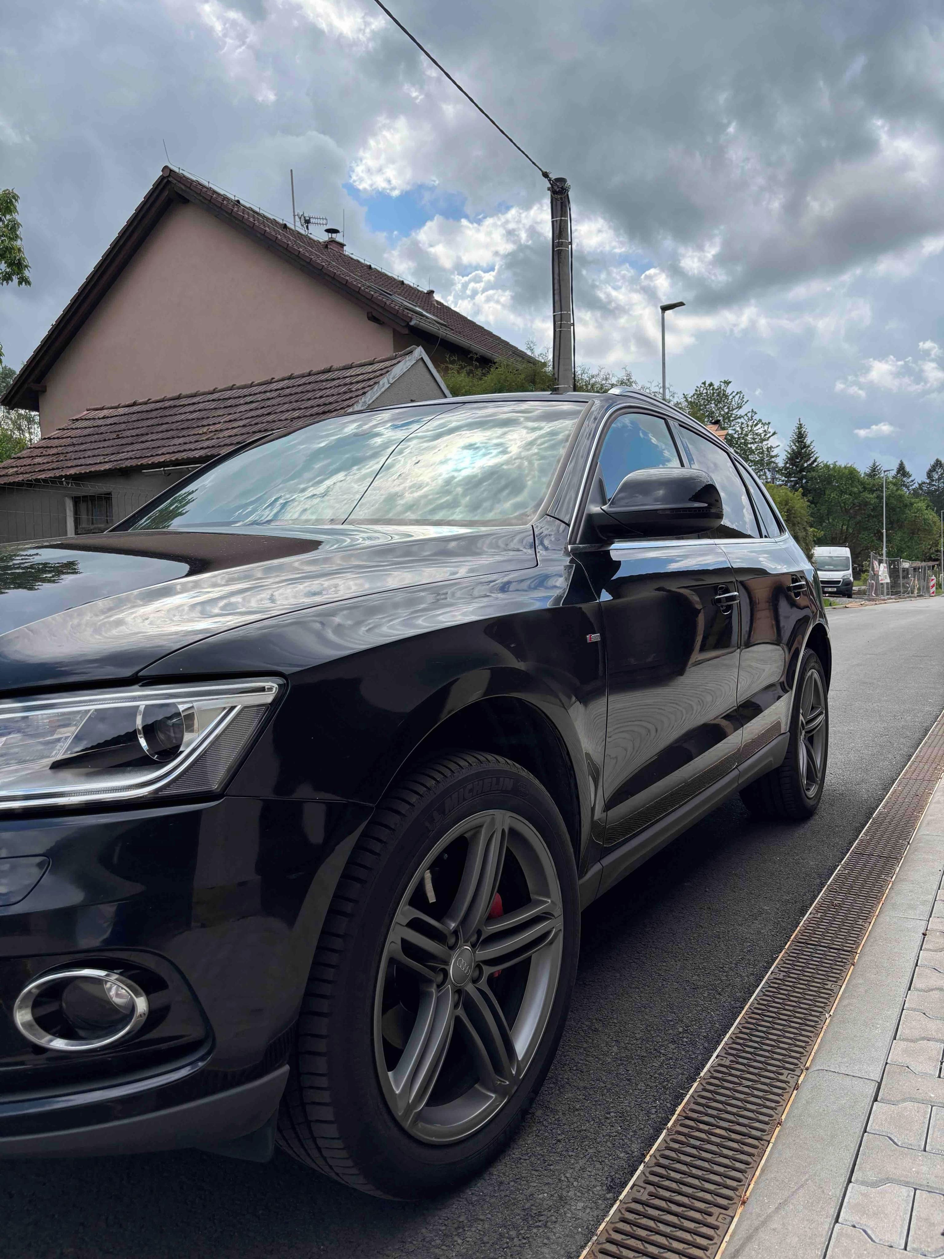 Audi Q5, 2.0 TDI - fotka 2