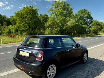 One 1.4i 70kw Klima Serviska