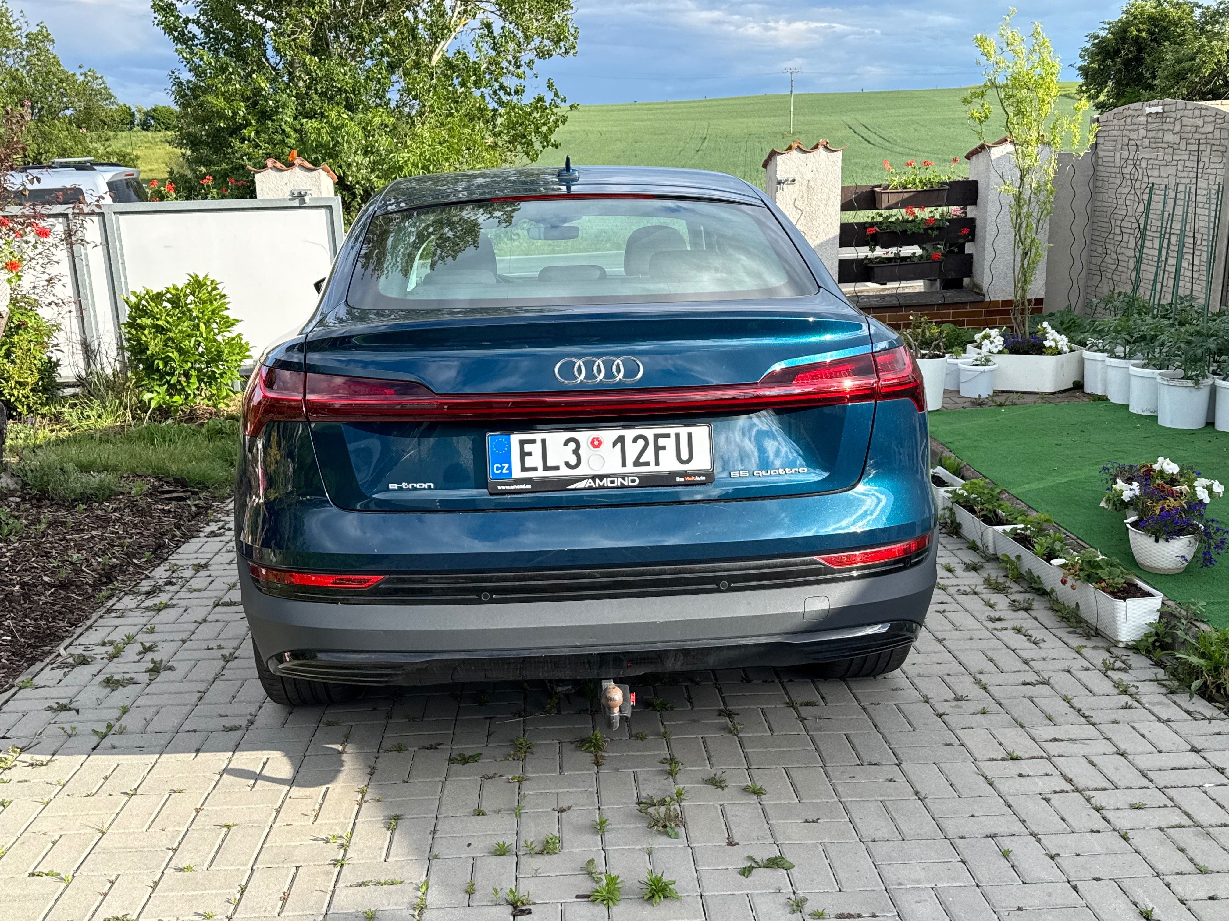Audi e-tron, 55 Sportback quattro, tažné! - fotka 5