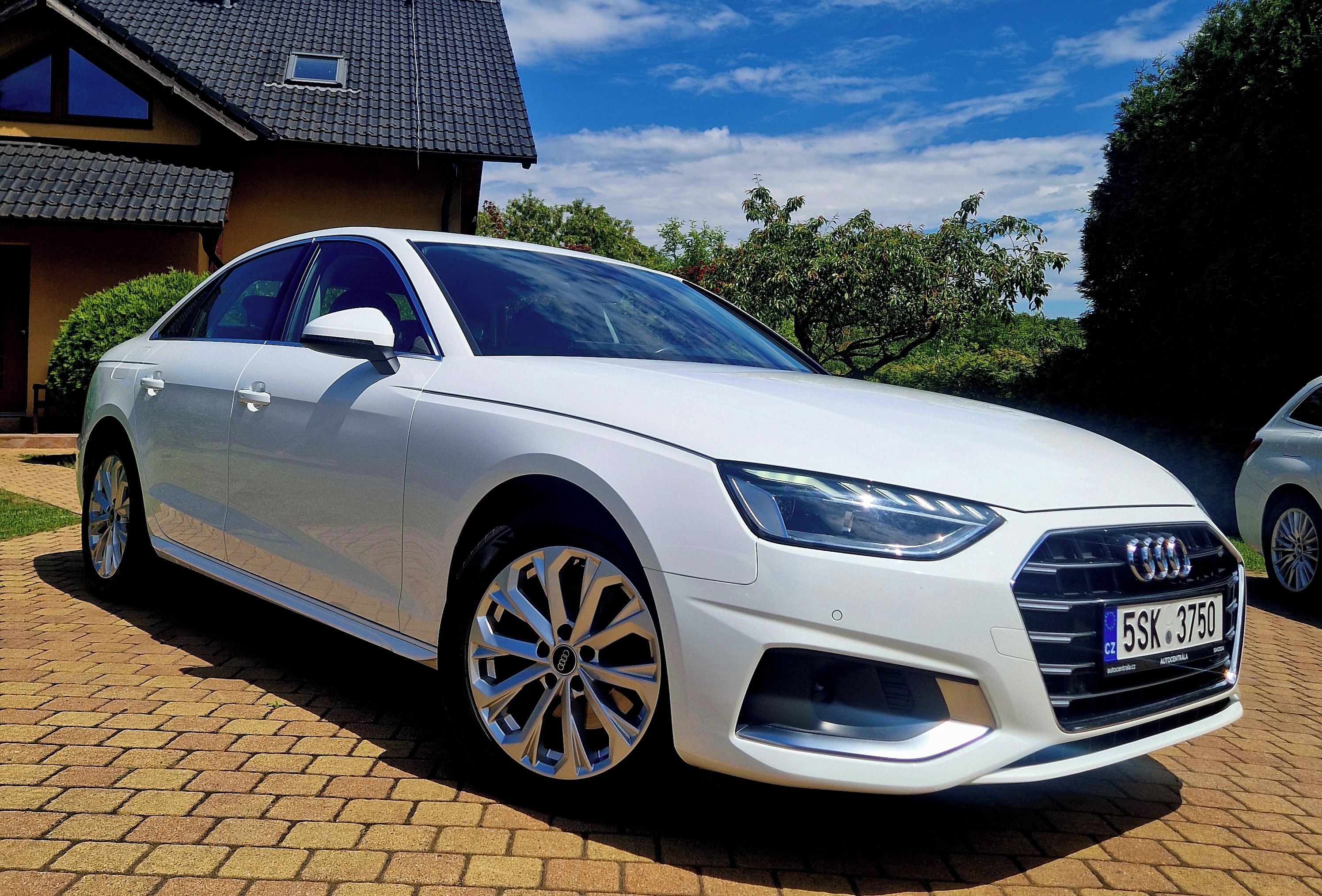 Audi A4, 35 TFSI 110kw Stronic Virtual - fotka 6