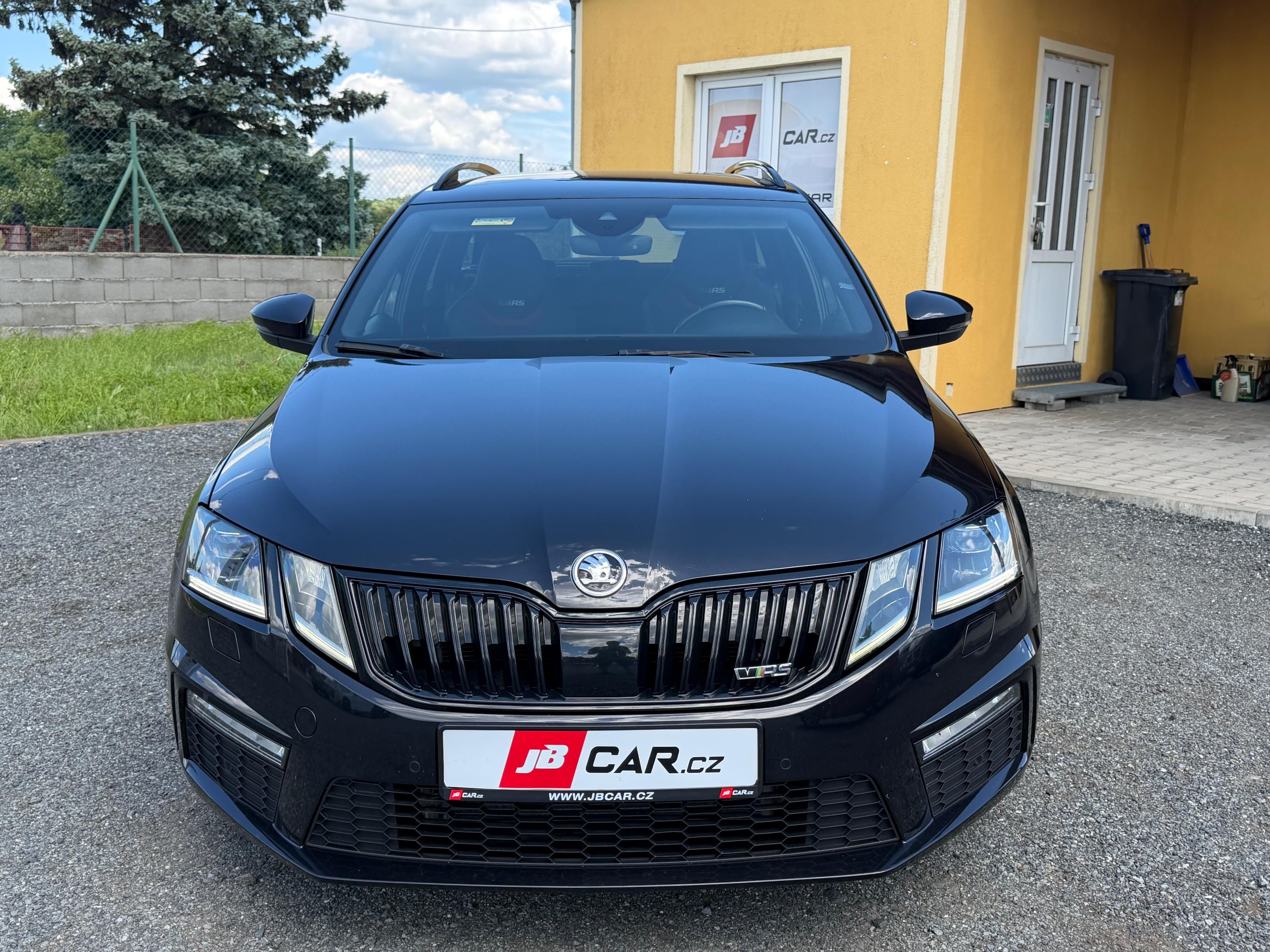 Škoda Octavia, RS 245 2.0 TSI 180KW - fotka 6
