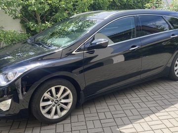 servisní knížka od Hyundai
