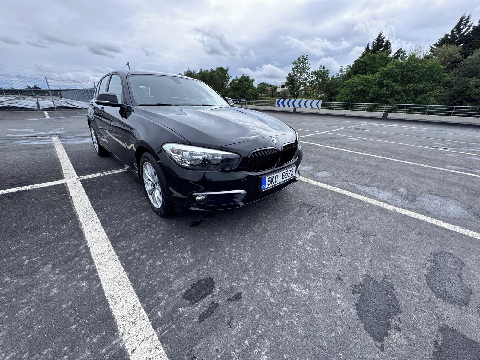 BMW Řada 1, 118i, vyhřívání sedadel - fotka 2