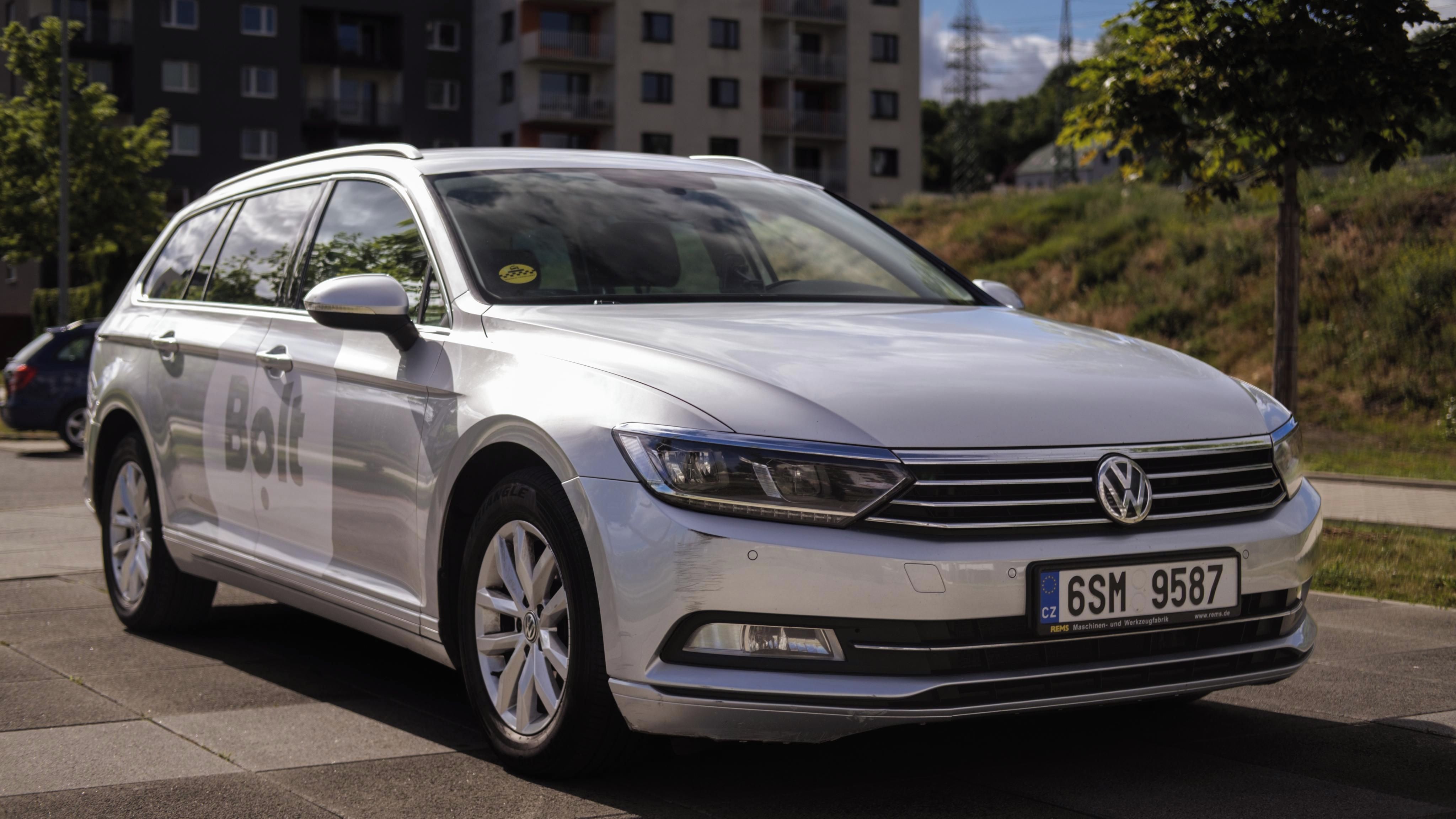 Volkswagen Passat, Volkswagen Passat B8 2.0 TDI - fotka 4
