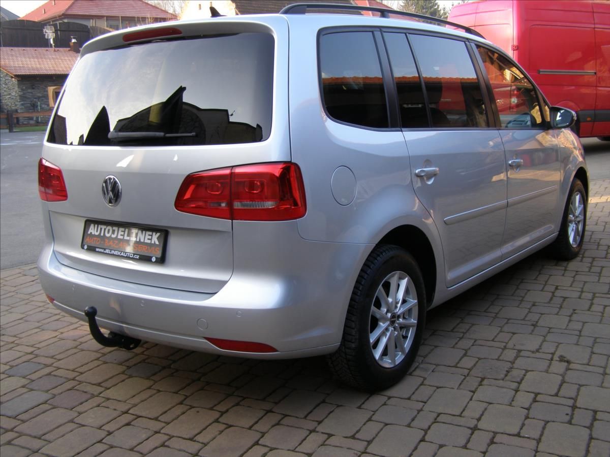 Volkswagen Touran, 1,2   77KW po STK - fotka 5