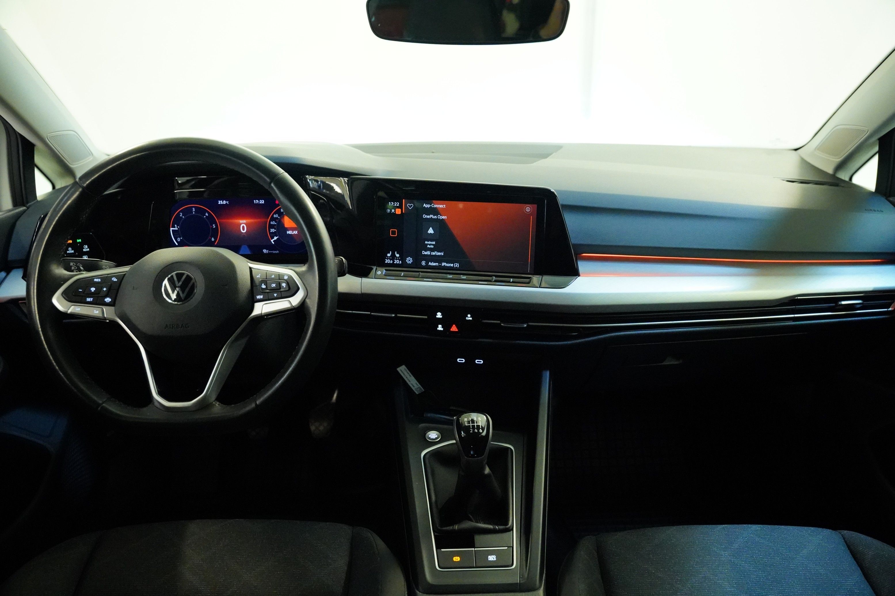 Volkswagen Golf, 2.0 TDI 85 kW Life - fotka 5