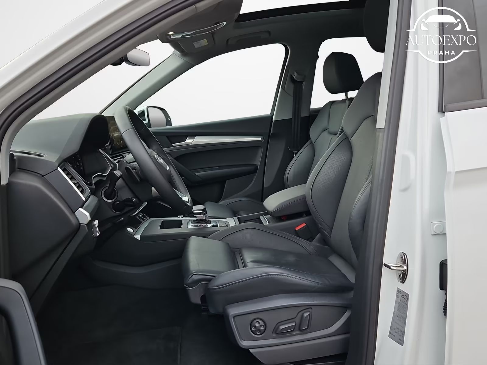 Audi Q5, 40 TDI S tronic quattro S line - fotka 6
