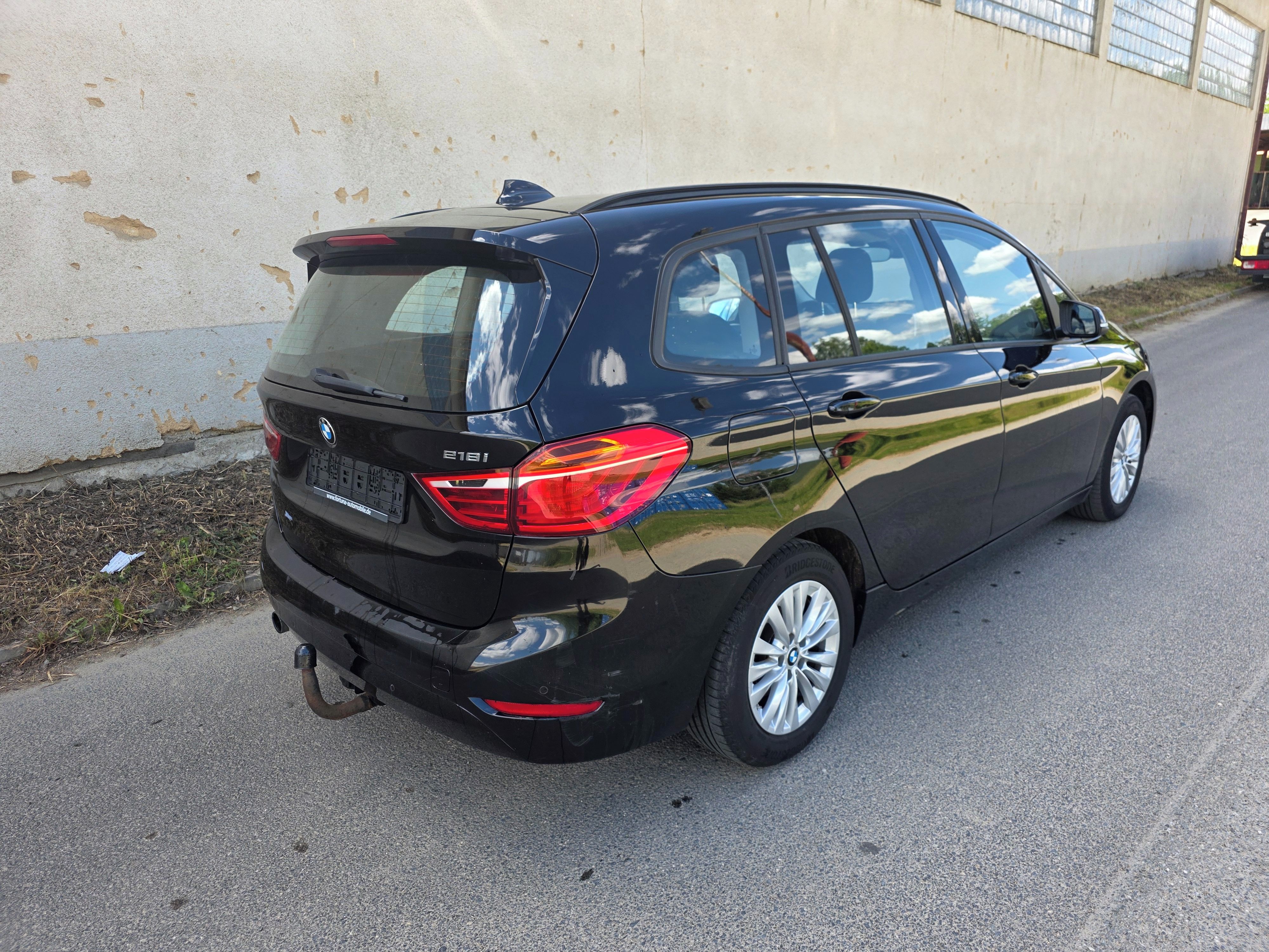 BMW Řada 2, 218i Gran Tourer - fotka 2