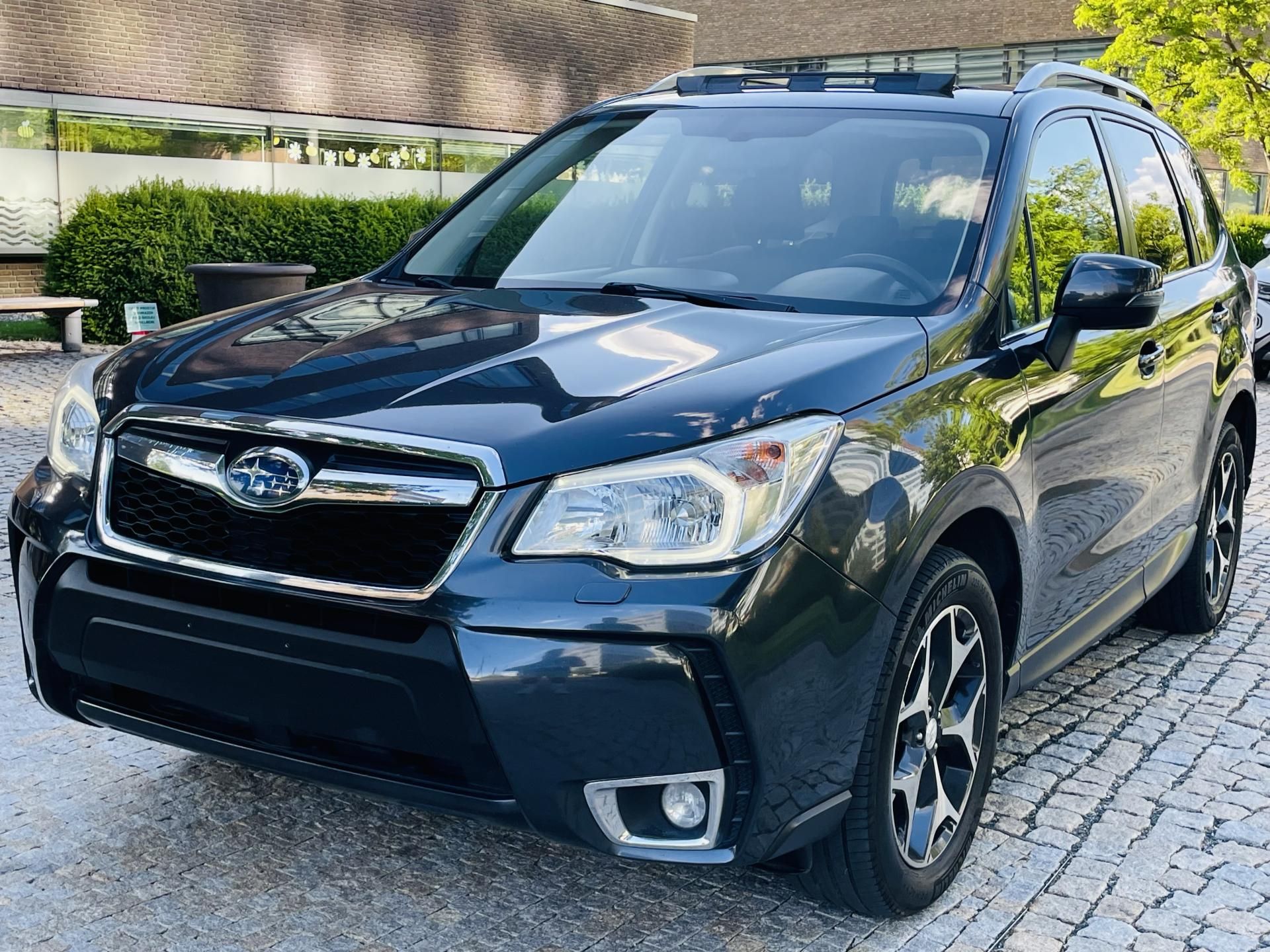 Subaru Forester, 2.0i 4x4 AUT 1MAJITEL SERVISKA - fotka 4