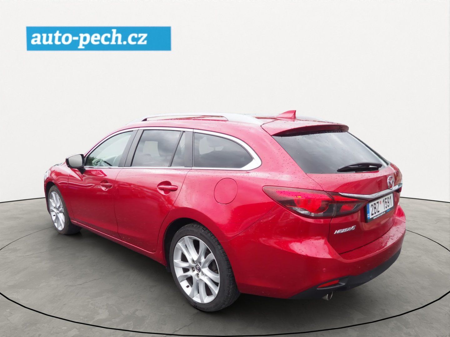 Mazda 6, 2.2 SkyActive-D, A/T - fotka 2