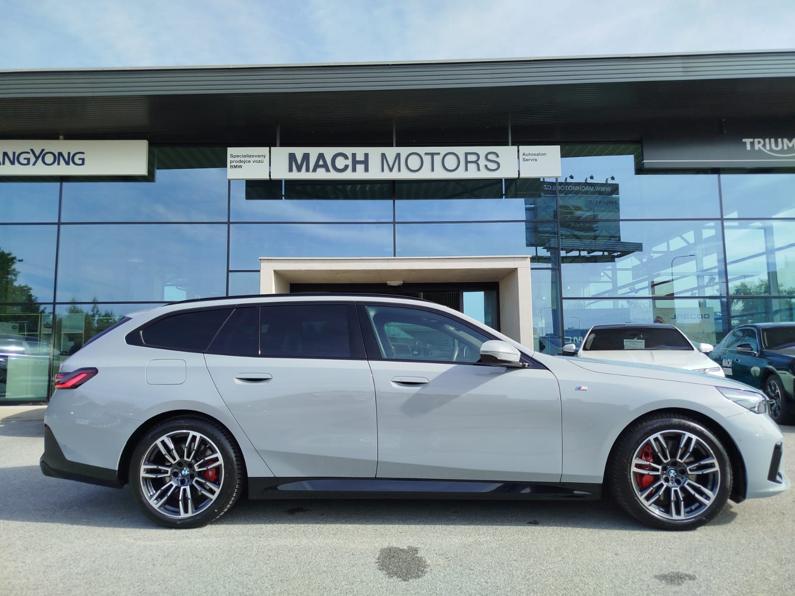 BMW Řada 5, 540d xDrive Touring Nezávislé - fotka 6