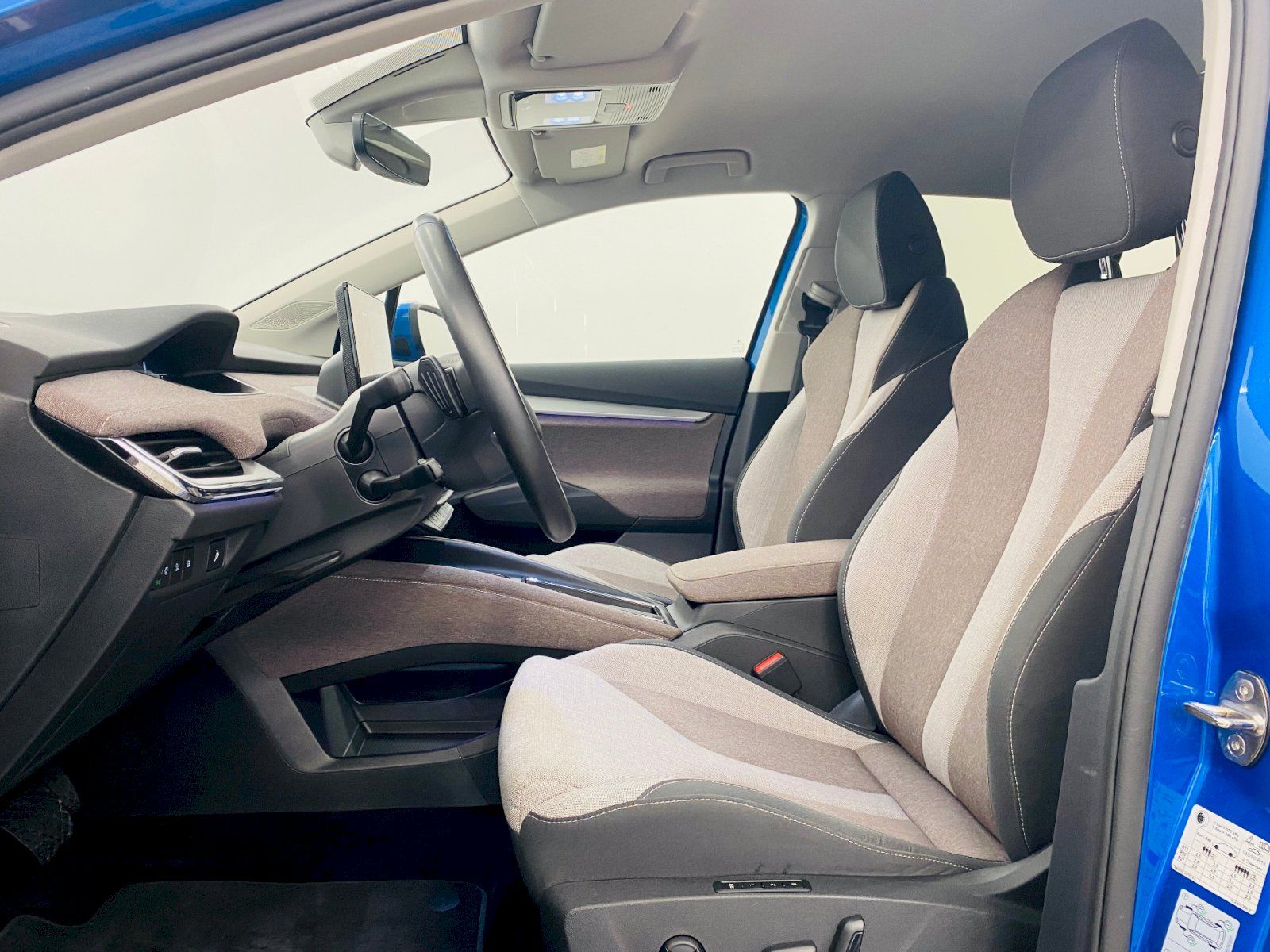 Škoda Enyaq iV, ENYAQ IV 60 132kW, SOH 93%, Te - fotka 5