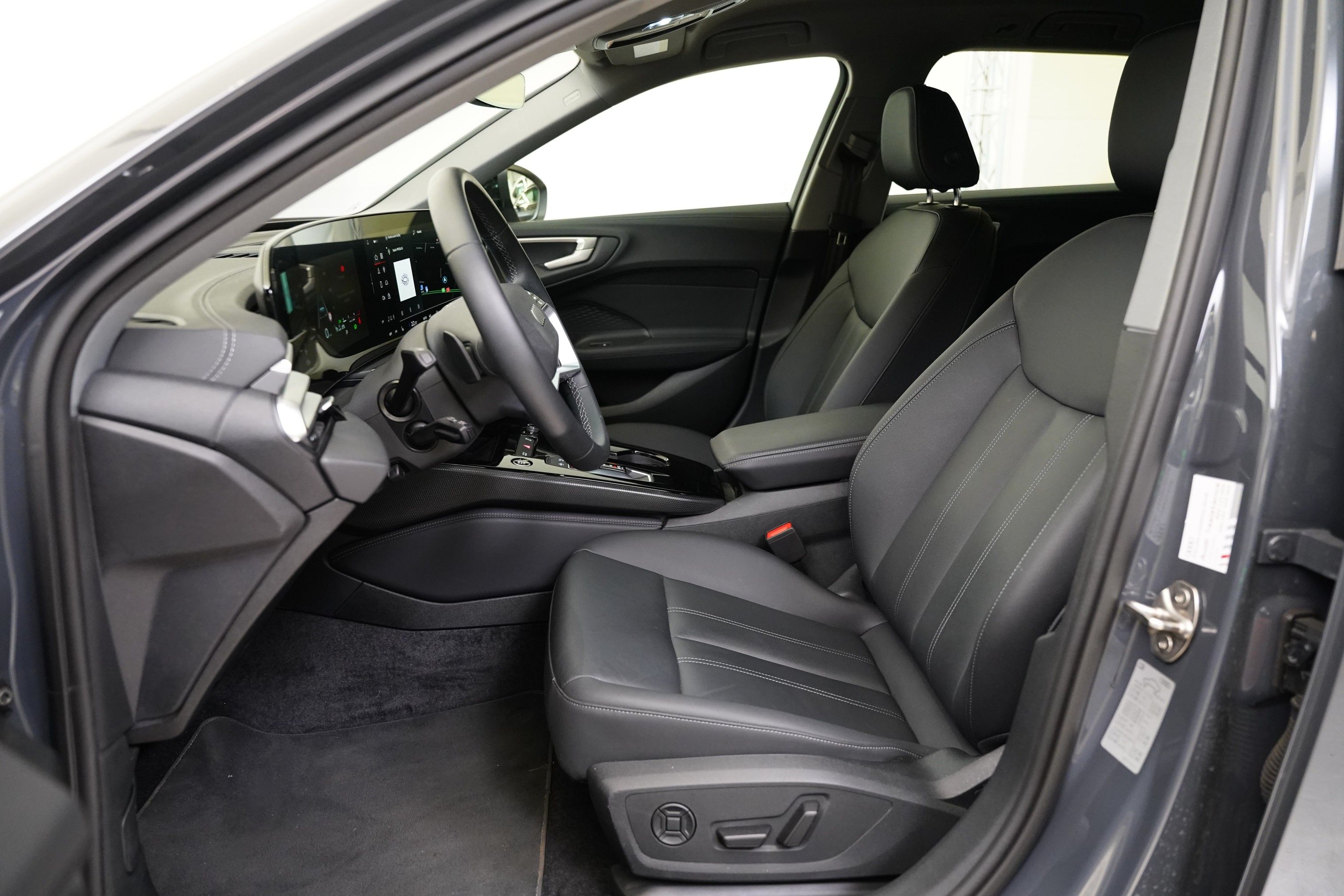 Audi A5, 2.0 TDI 150 kW - fotka 5