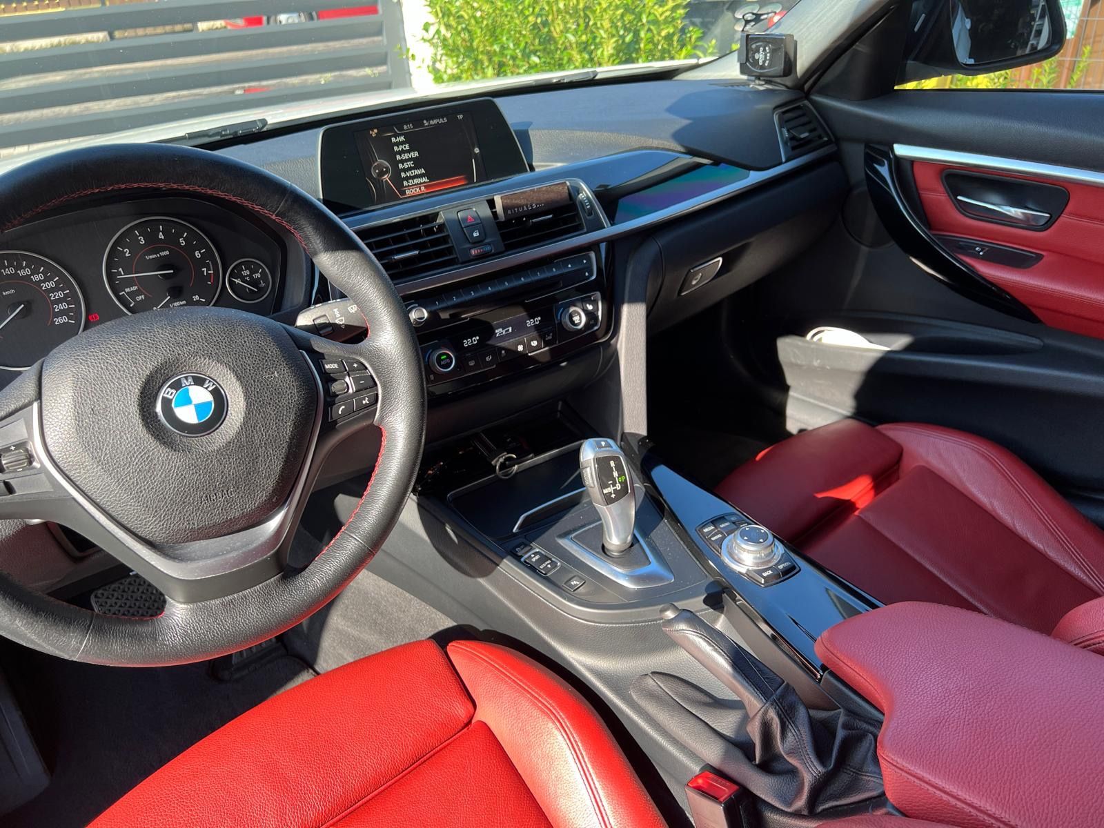 BMW Řada 3, BMW  Řada 3, 320i-4 válec - fotka 5