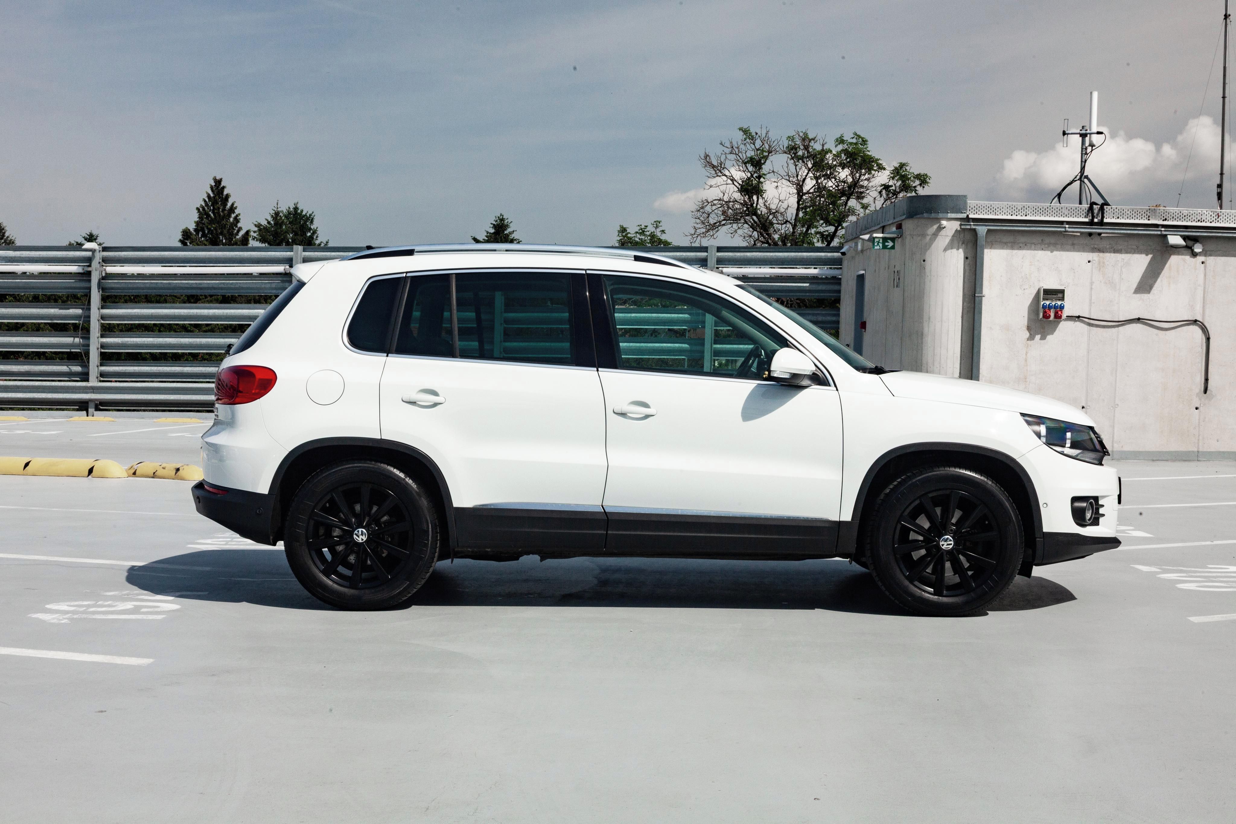 Volkswagen Tiguan, VW TIGUAN 2.0 - fotka 5