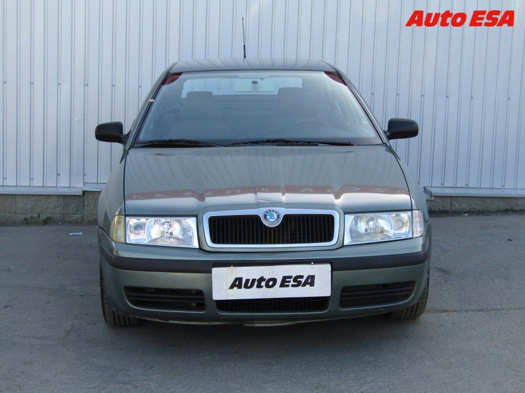 Škoda Octavia, 1.9 D - fotka 2