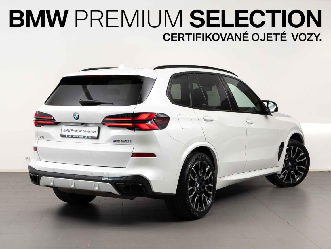 BMW X5, M60i - fotka 5