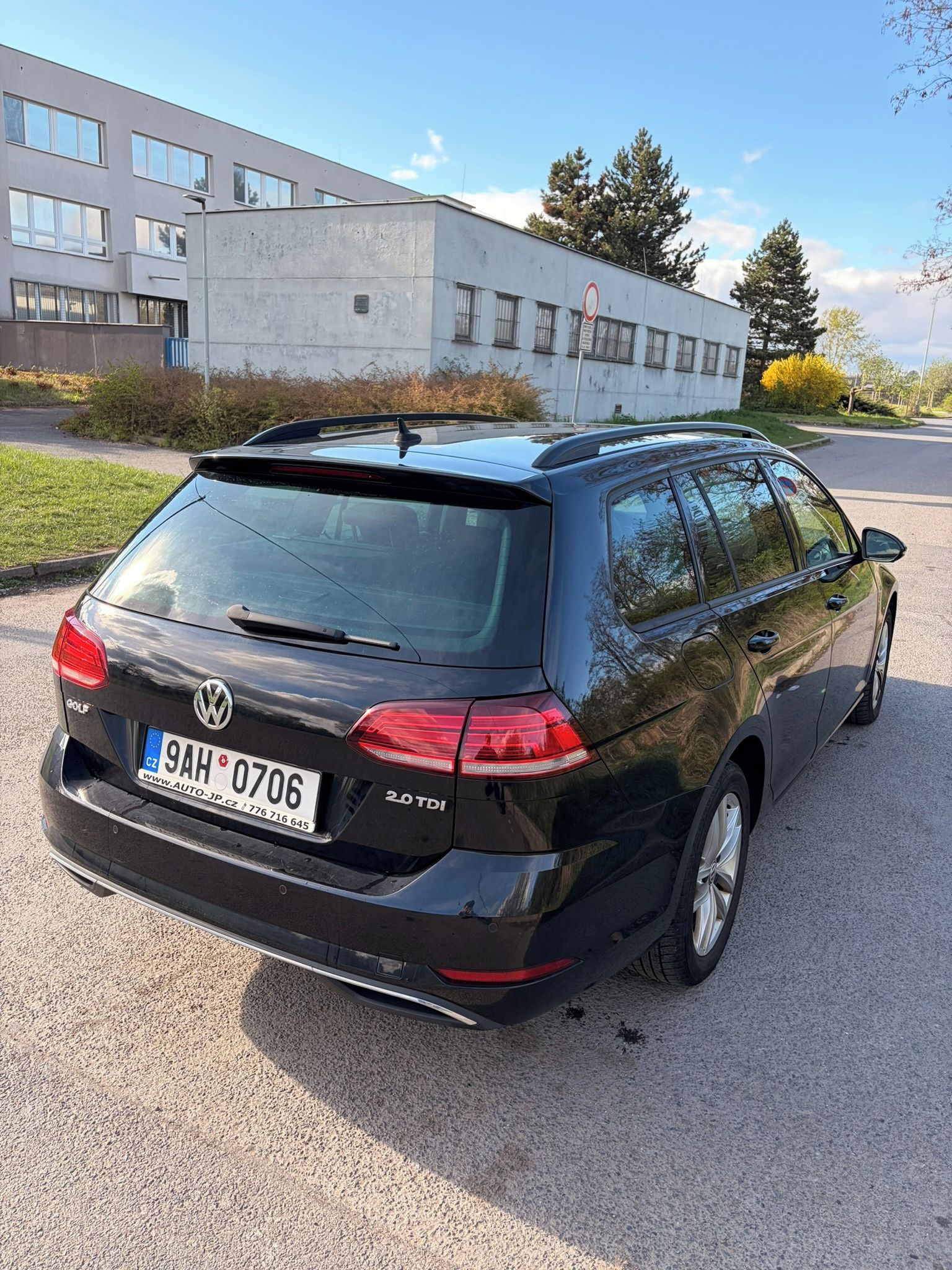 Volkswagen Golf, 2.0 TDi, automat, servisováno - fotka 3