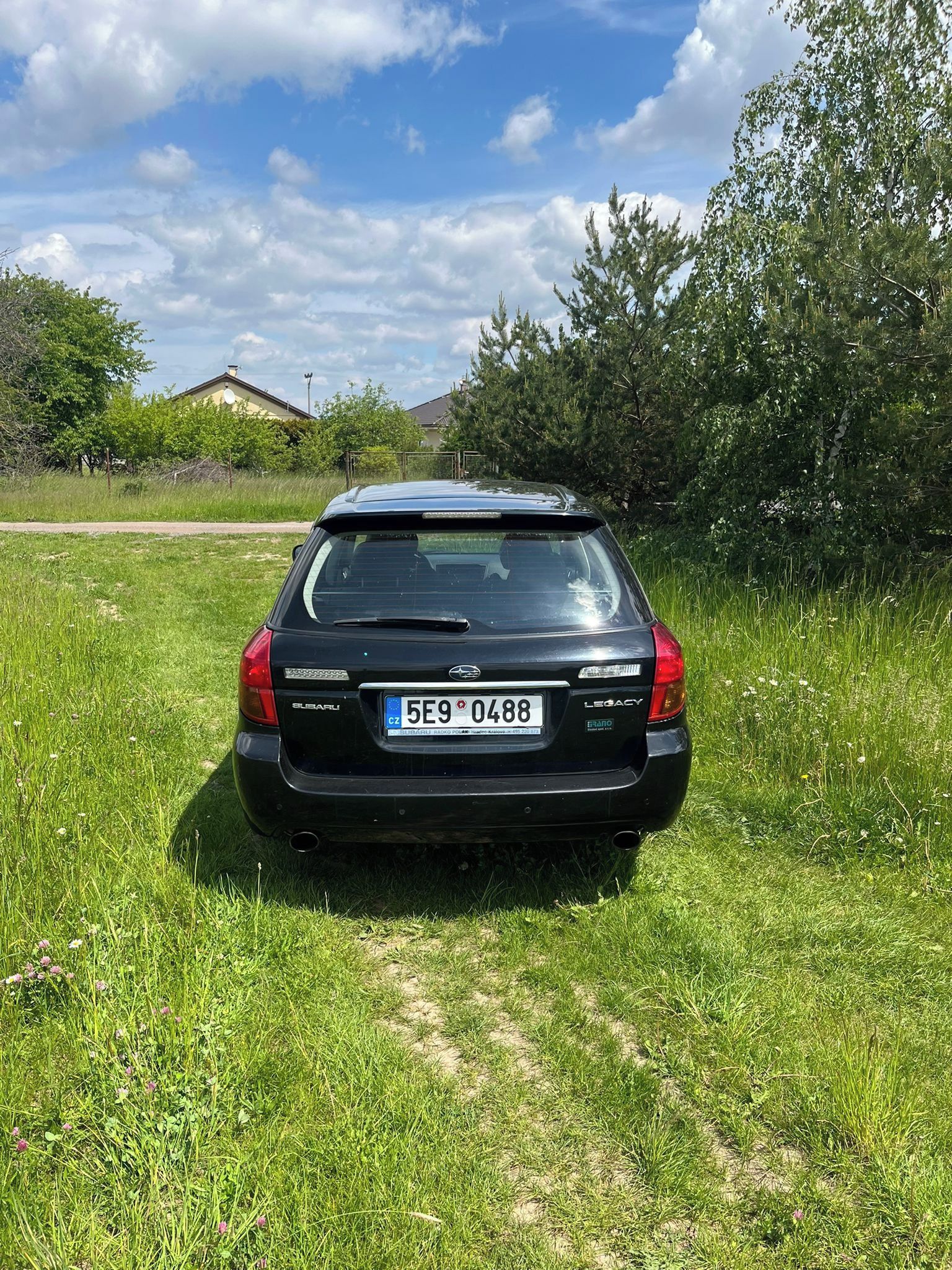 Subaru Legacy, Garážované - fotka 6