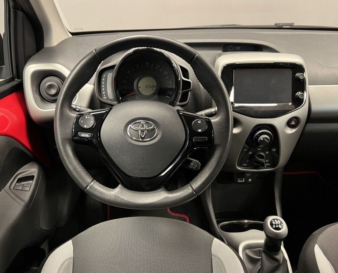 Toyota Aygo, 1.0 VVT-i  X-play - fotka 4
