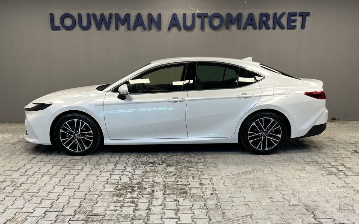 Toyota Camry, 2.5 Hybrid AT EXECUTIVE - fotka 5