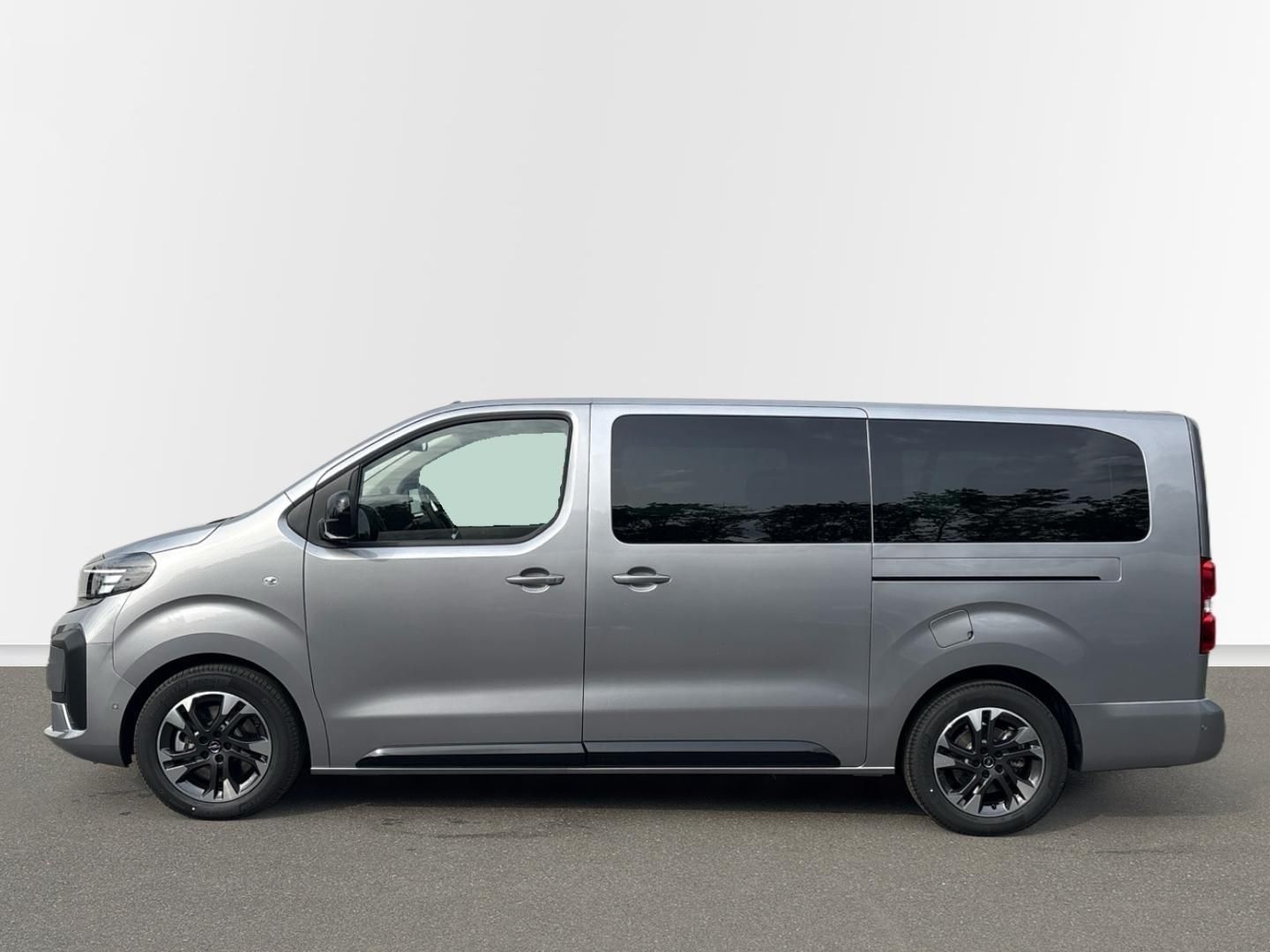 Opel Zafira, 2.2CDTi 180k 130kW L2 Elegance - fotka 2