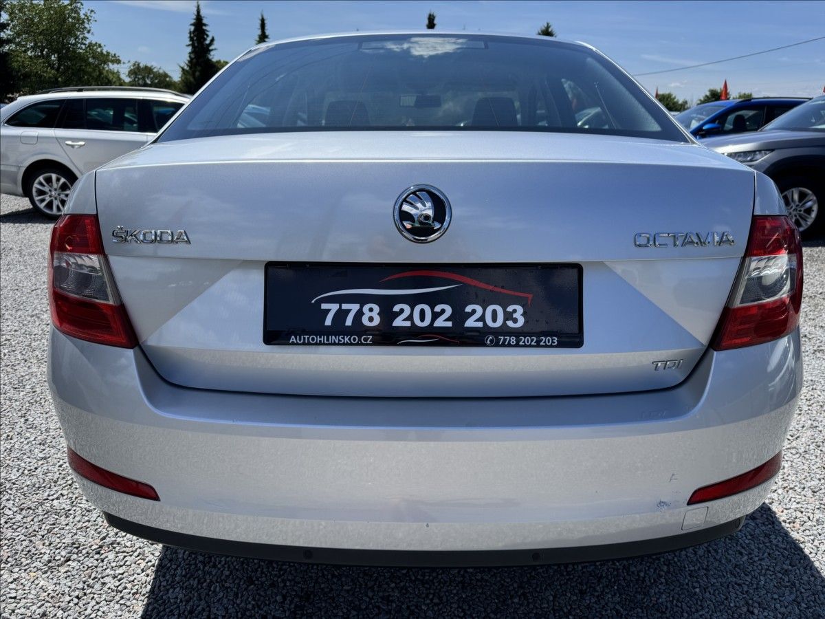 Škoda Octavia, 1,6   TDI 77 KW Elegance - fotka 6