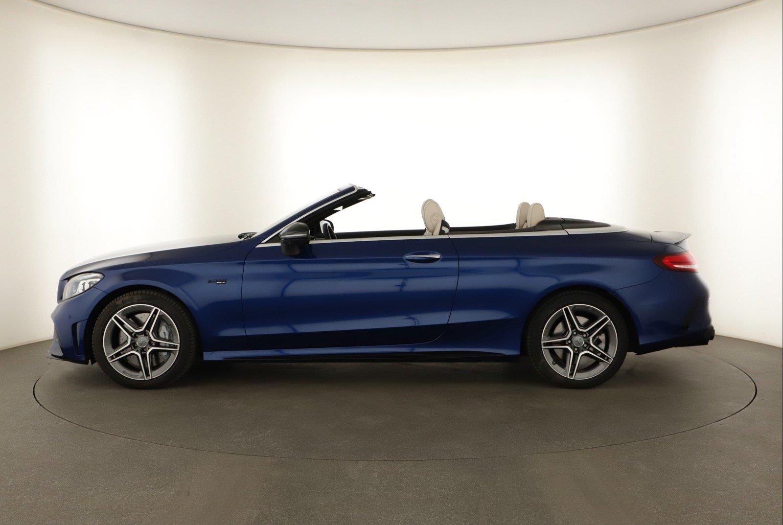 Mercedes-Benz Třídy C, 43 AMG 4MATIC, AMG Paket - fotka 2