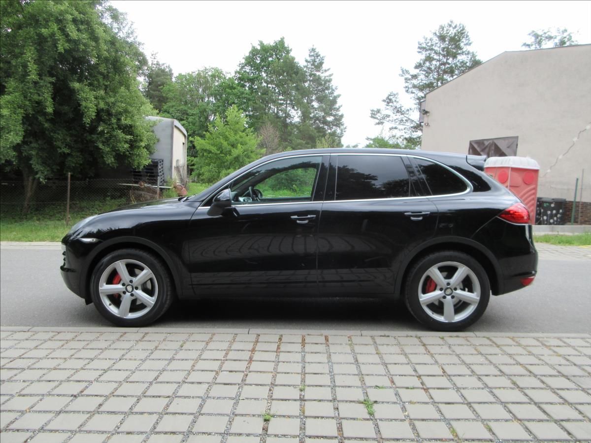Porsche Cayenne, 3,0 D, Navi, Kůže, 20ALU - fotka 6
