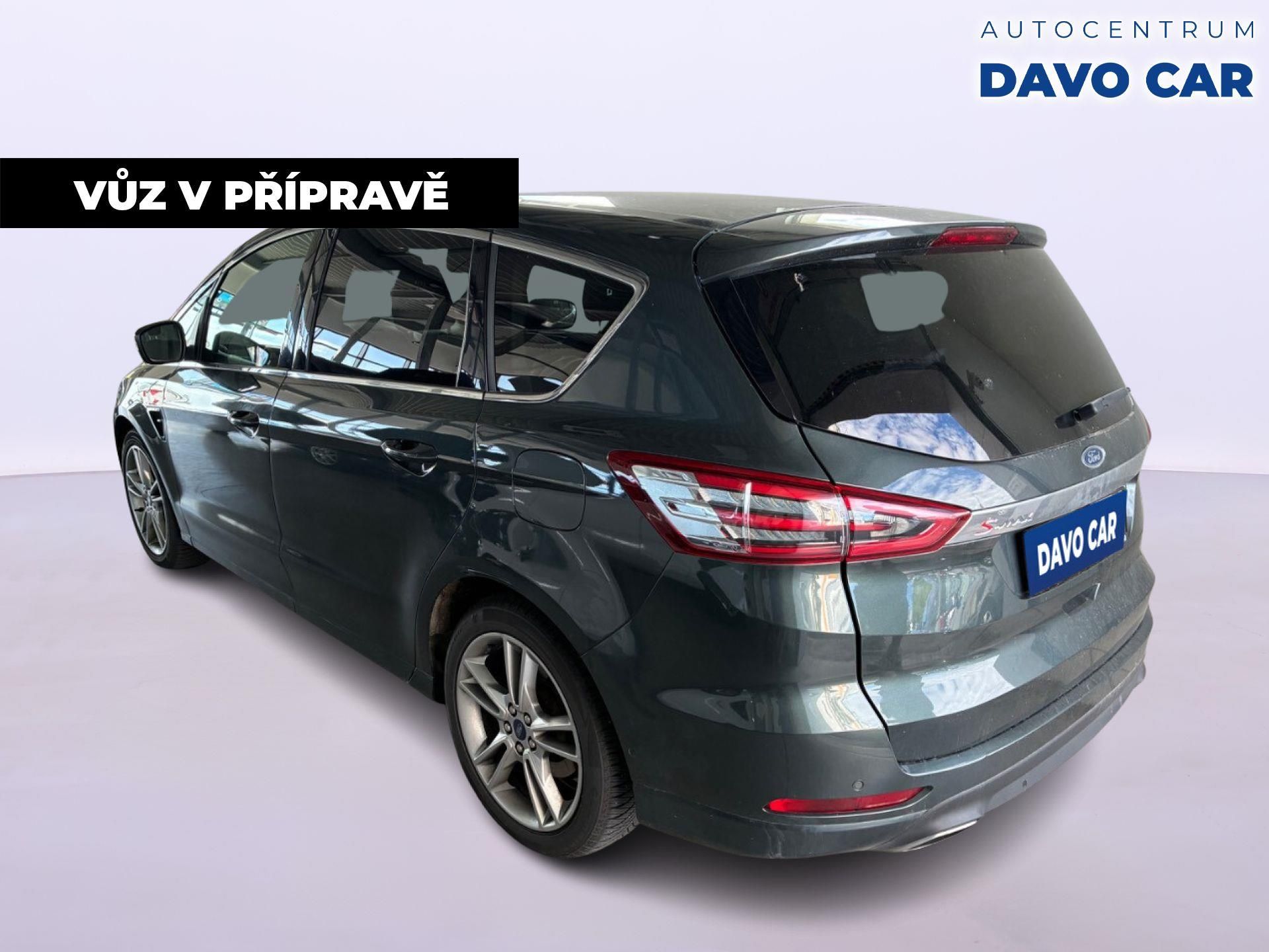 Ford S-MAX, 2,0 TDCI Titanium 140 KW - fotka 4