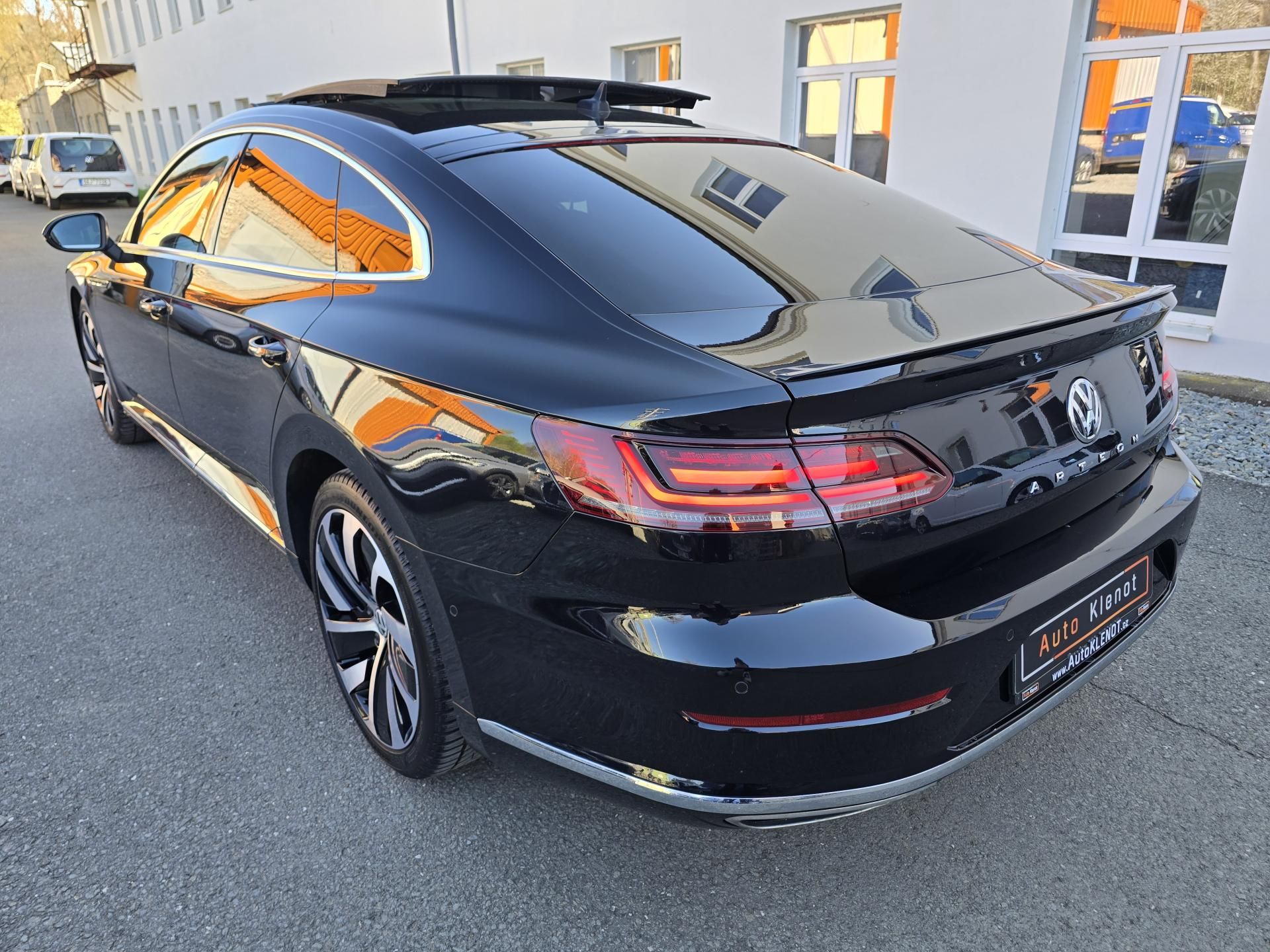 Volkswagen Arteon, R-LINE 200kW KŮŽE VIRTUAL CAM - fotka 5