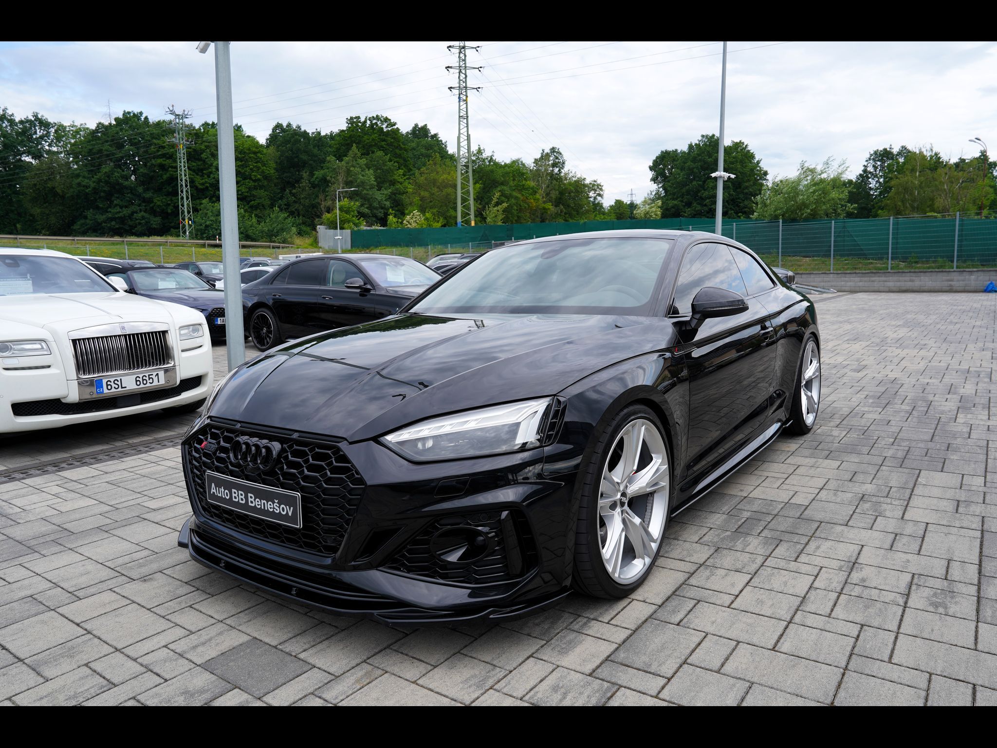 Audi RS5, 2.9 TFSI 331 Kw Quattro Sportb - fotka 2