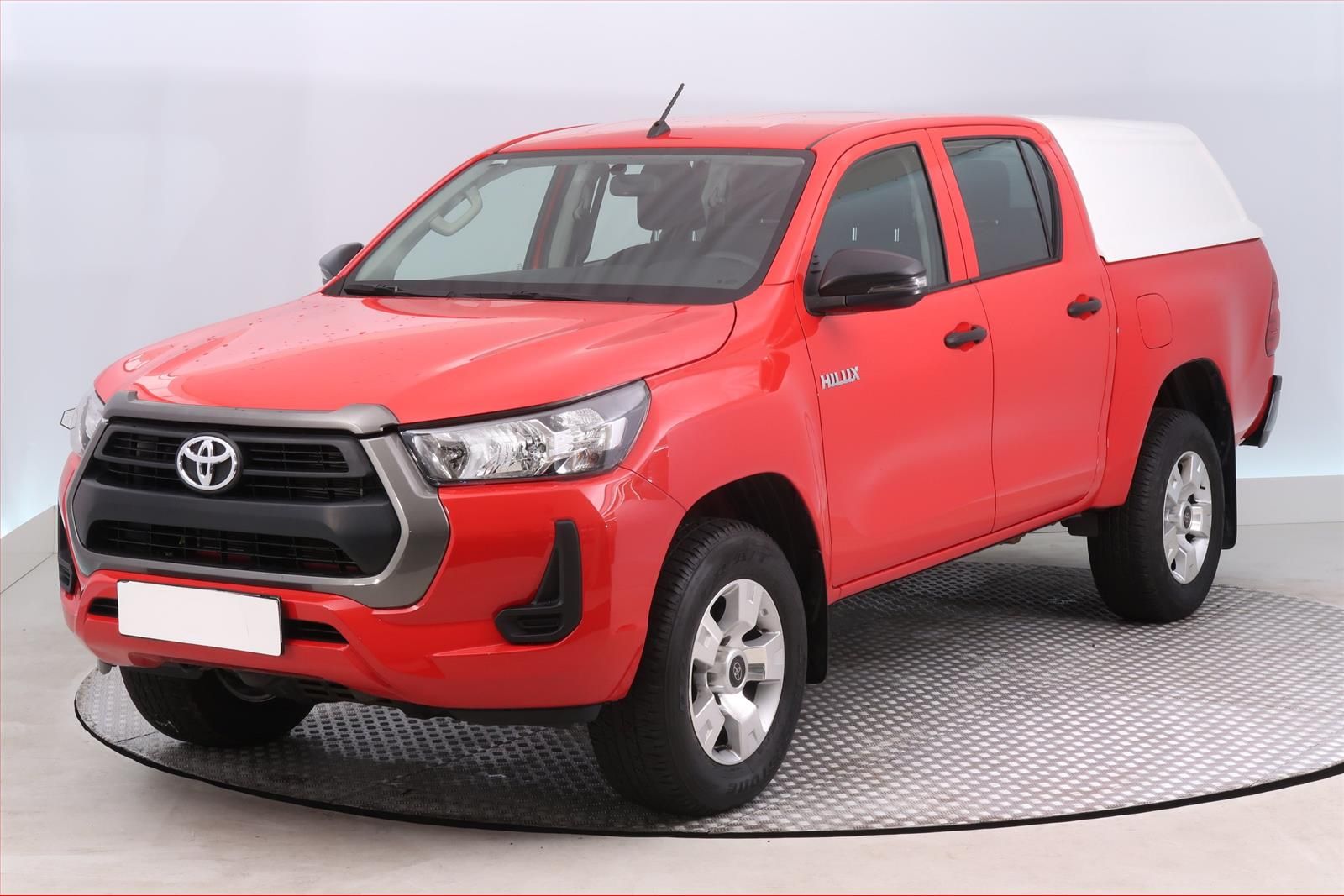 Toyota Hilux, 2.4 D-4D - fotka 2