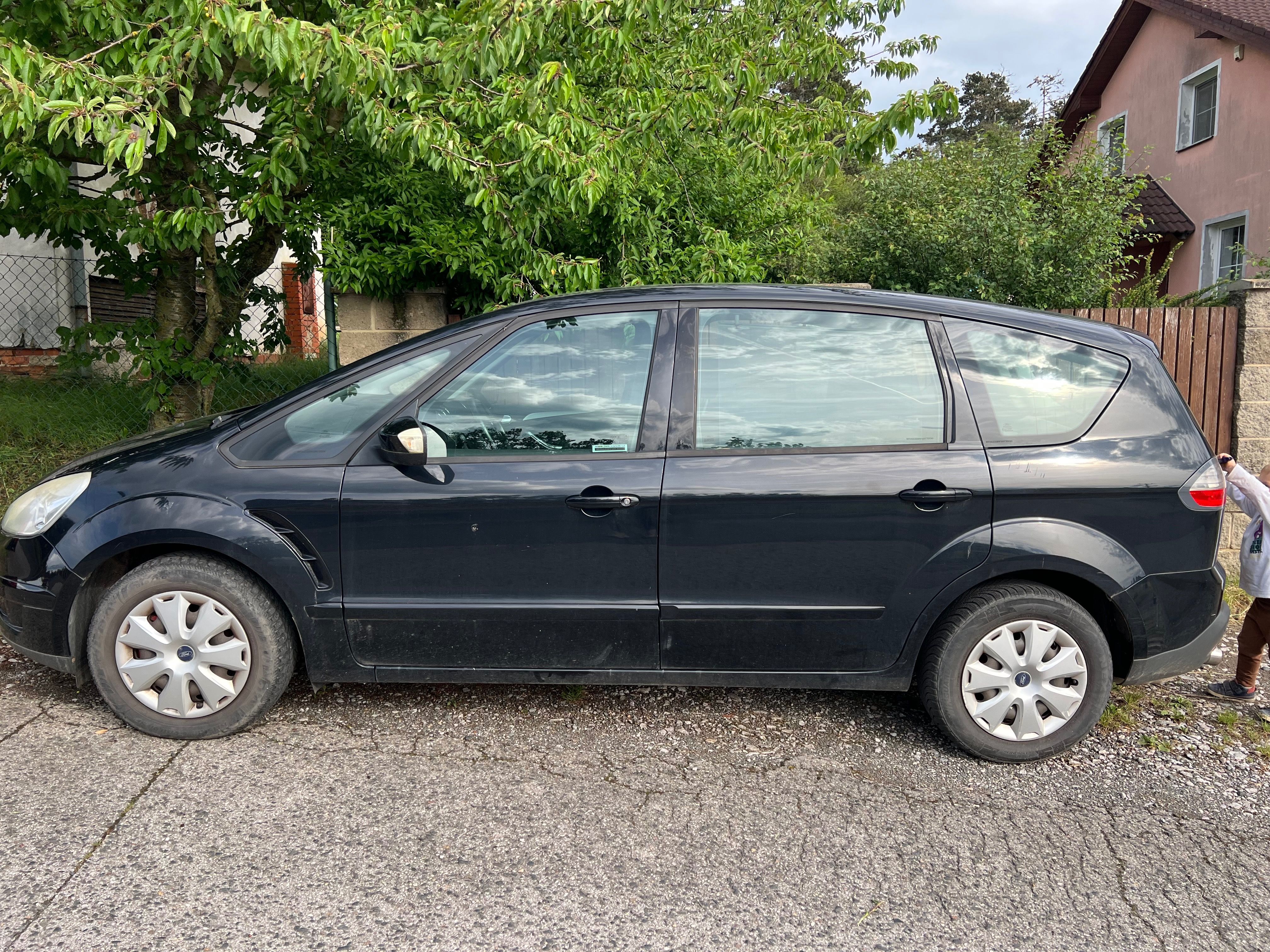 Ford S-MAX, Prodám na díly Ford S-MAX B2.0