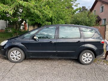 Prodám na díly Ford S-MAX B2.0