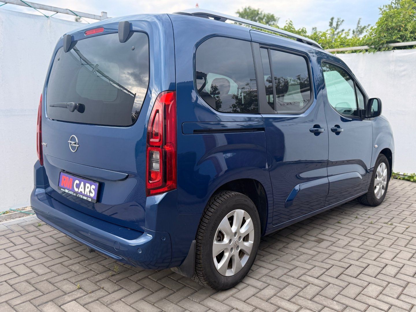 Opel Combo, 1.2i 81kW*ČR*SERVIS*TZ*NAVI* - fotka 4