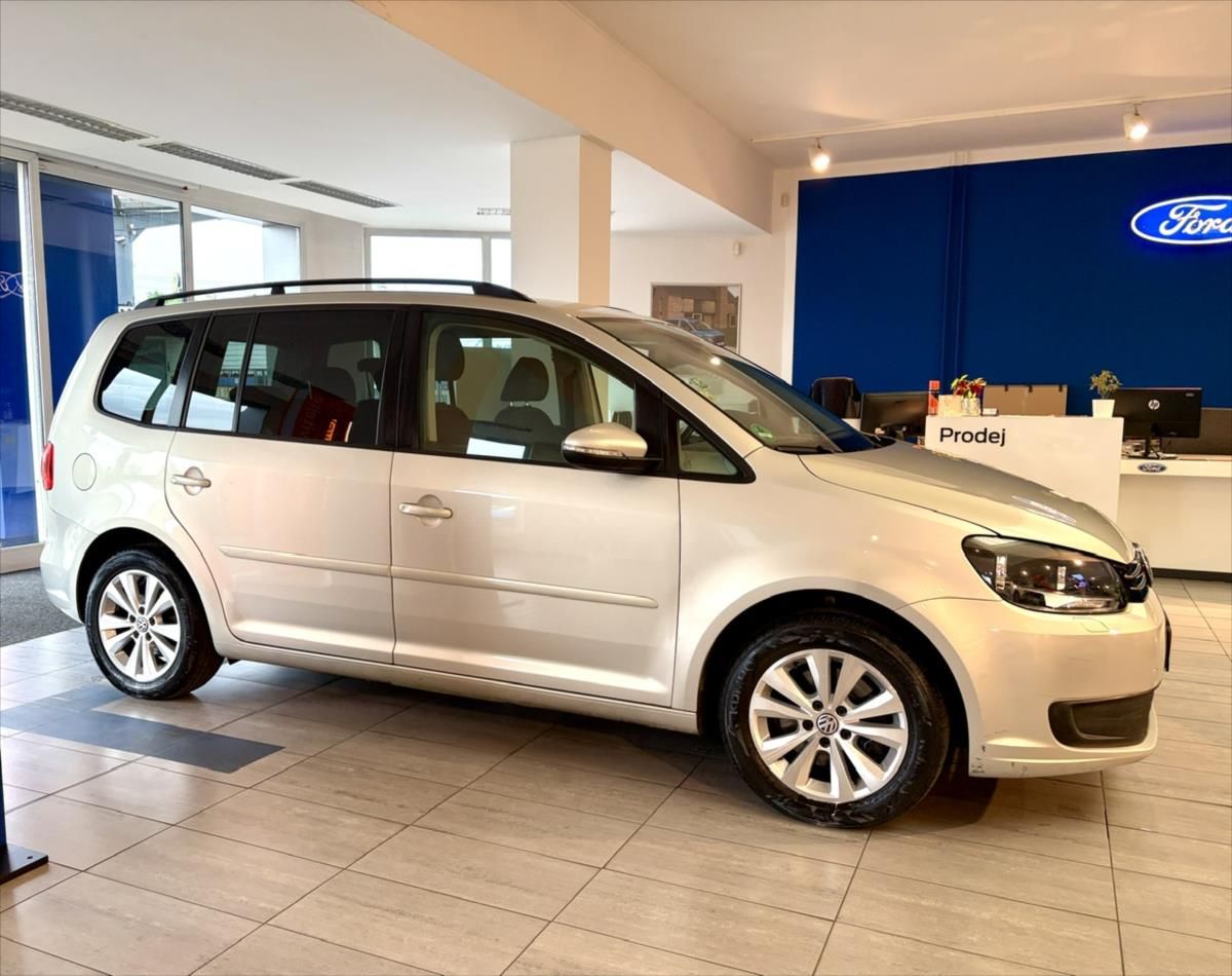 Volkswagen Touran, 2,0 TDI - fotka 4