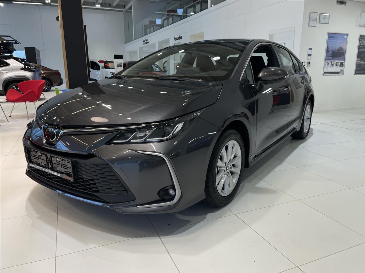 Toyota Corolla, 1,8   SD Comfort HEV - fotka 2