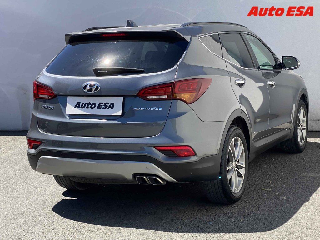Hyundai Santa Fe, 2.2 CRDi 4x4 - fotka 4